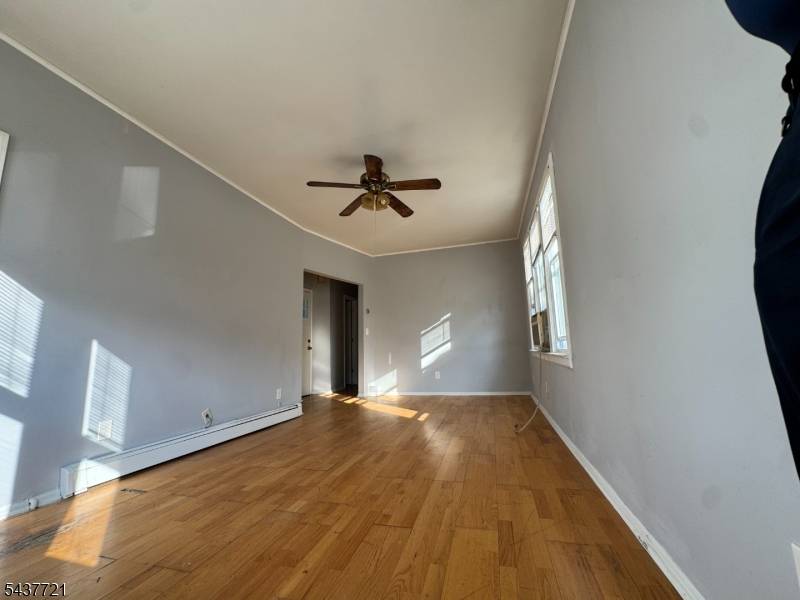 114 W 17Th St #2, Linden City, NJ 07036