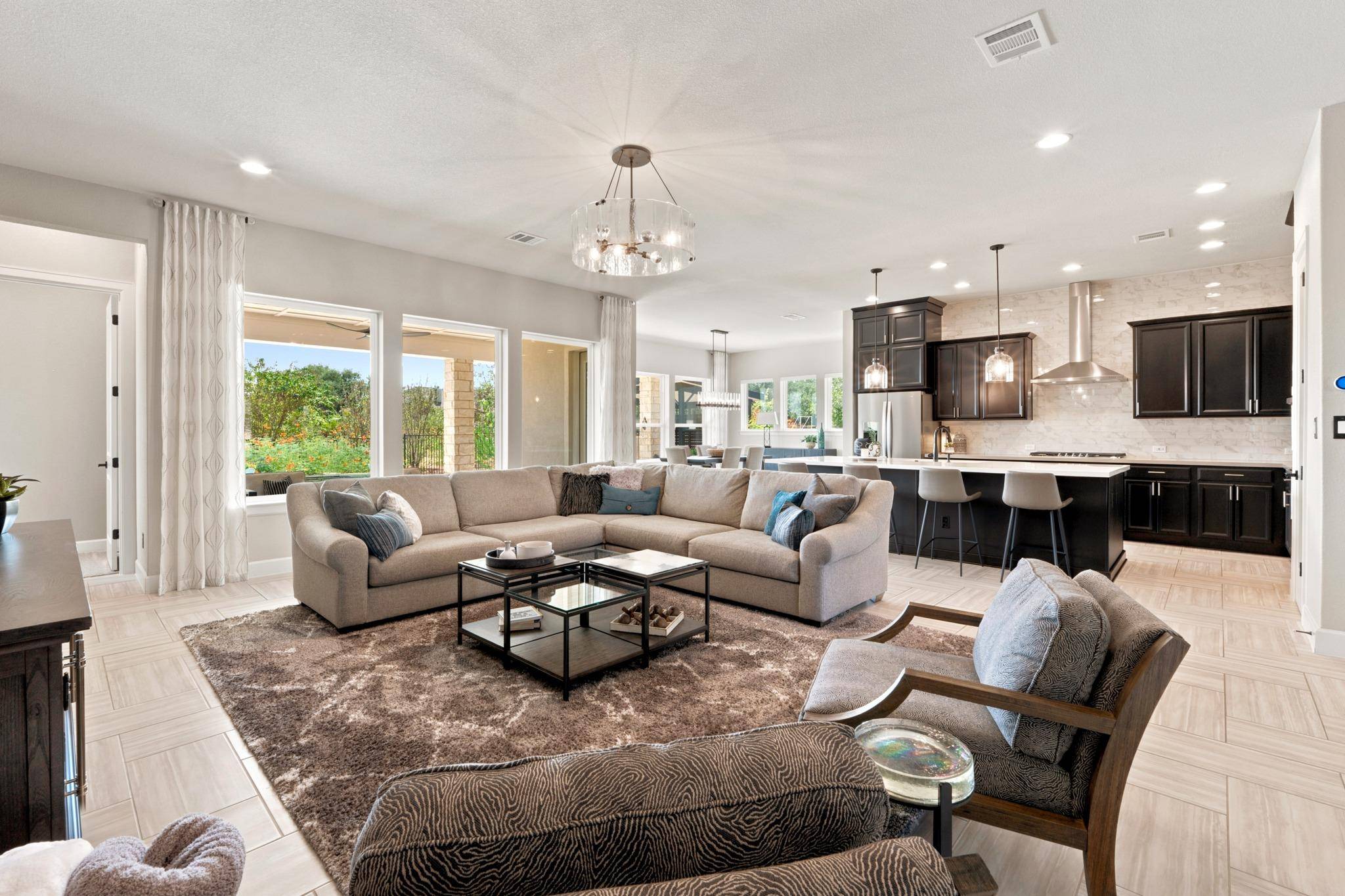 350 July Johnson DR, Austin, TX 78737