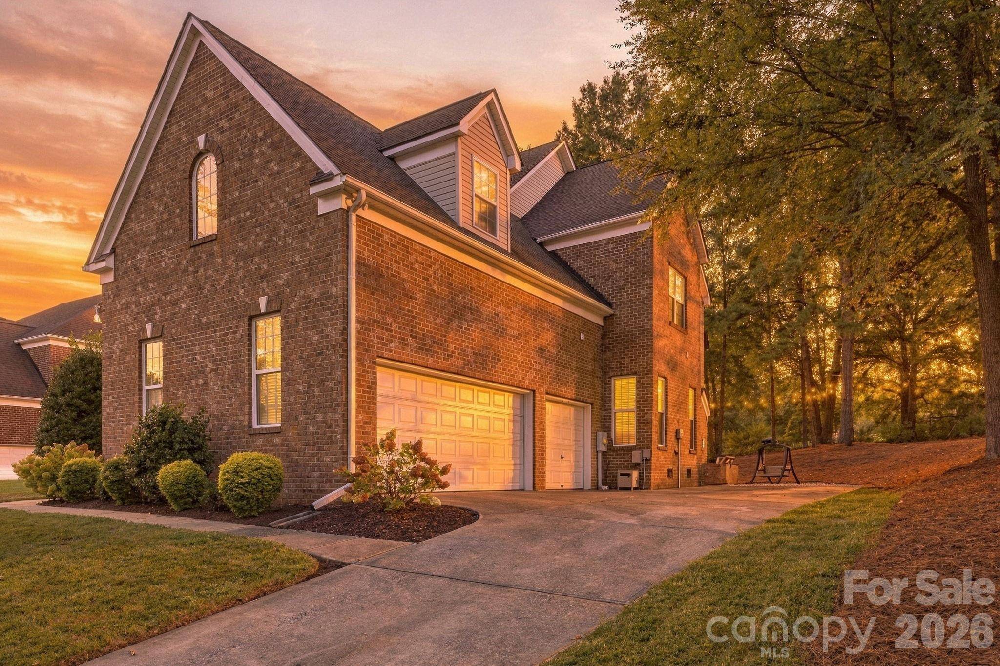 2561 Fallbrook PL NW, Concord, NC 28027