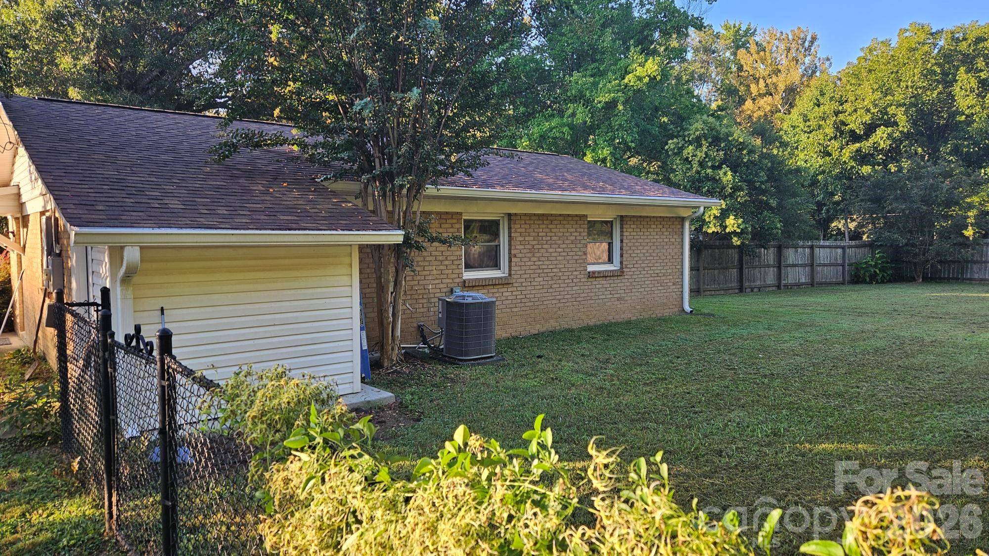 5704 Hillcrest CIR, Indian Trail, NC 28079