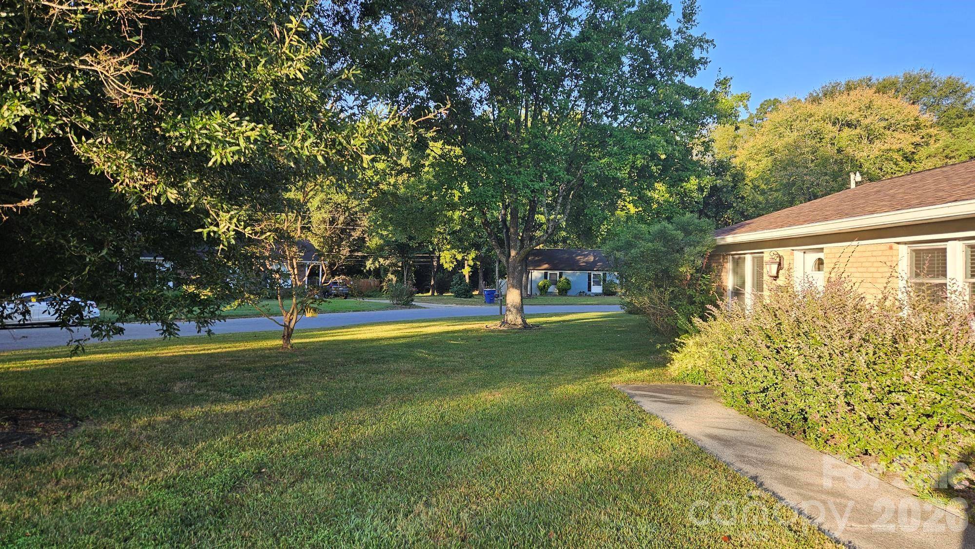 5704 Hillcrest CIR, Indian Trail, NC 28079