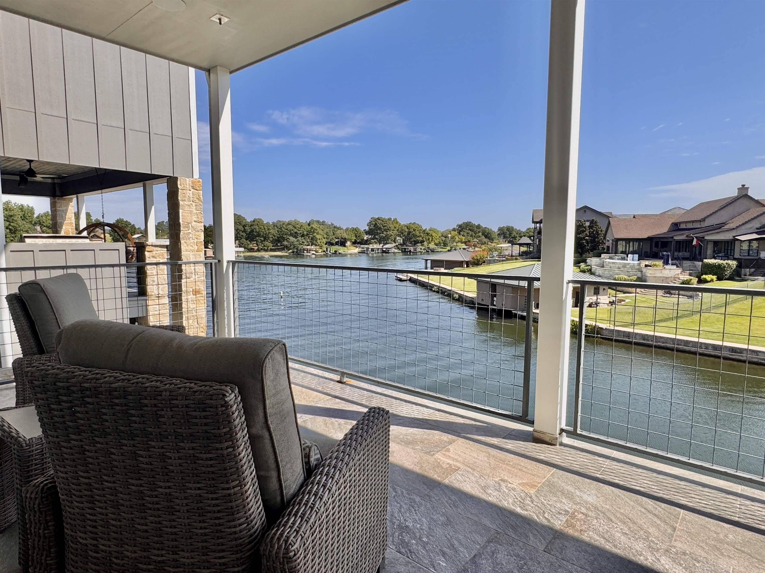 108 Island CIR, Kingsland, TX 78639