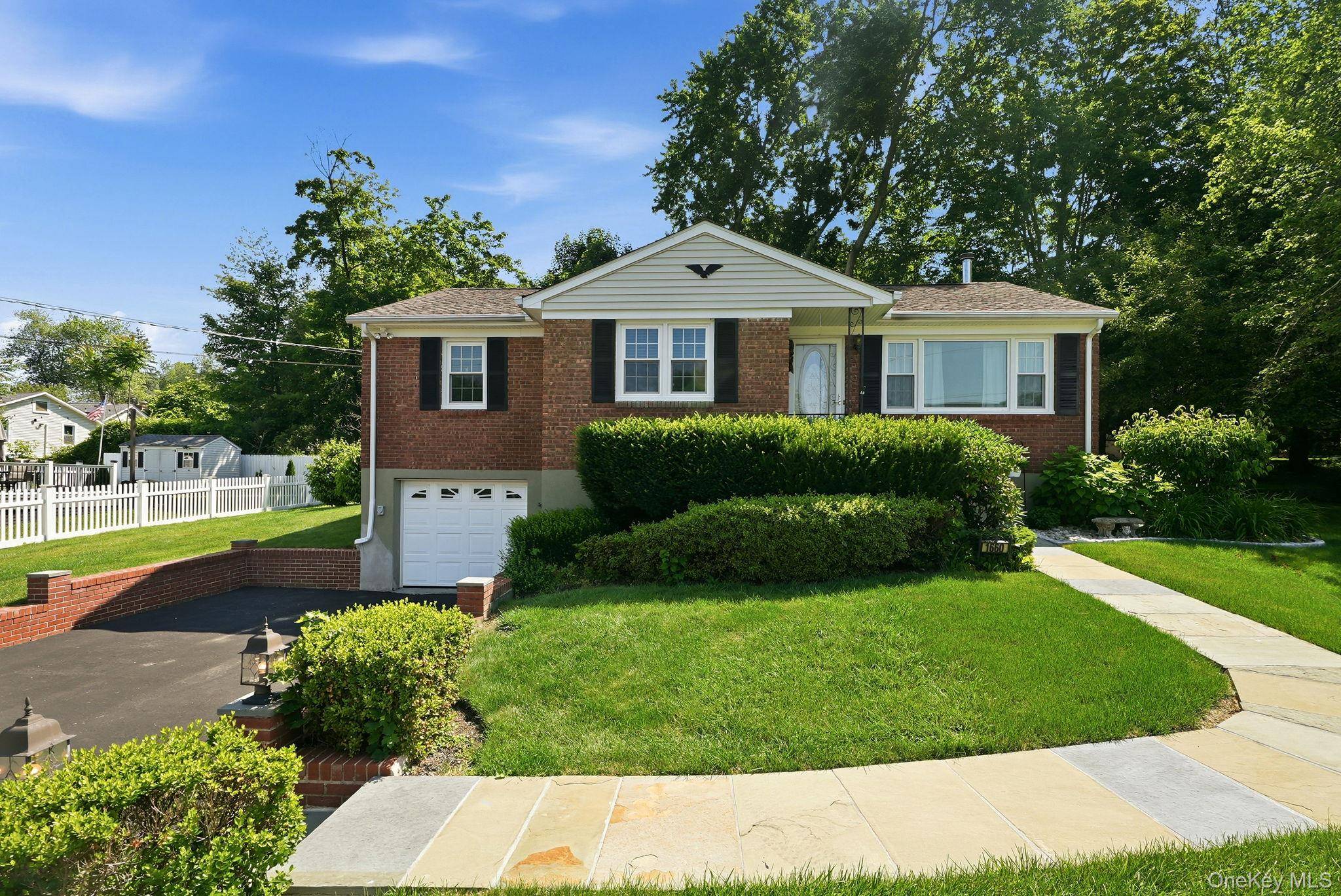 1660 Central ST, Yorktown Heights, NY 10598