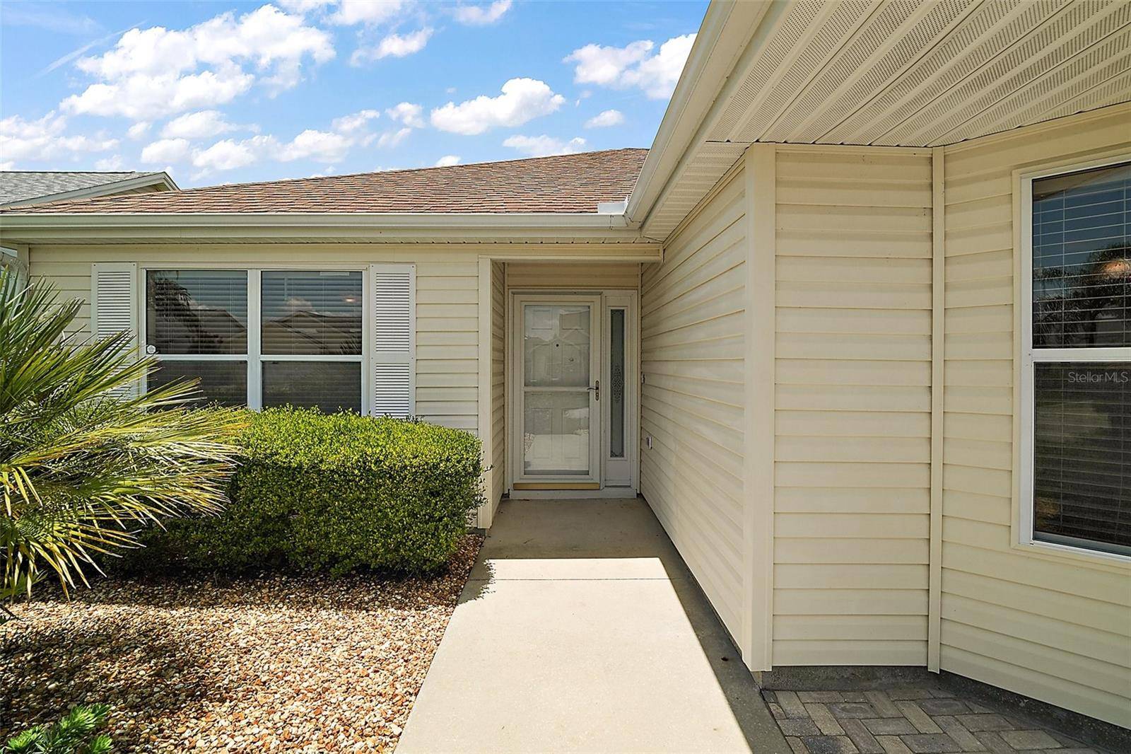 1856 POPPY CIR, The Villages, FL 32162
