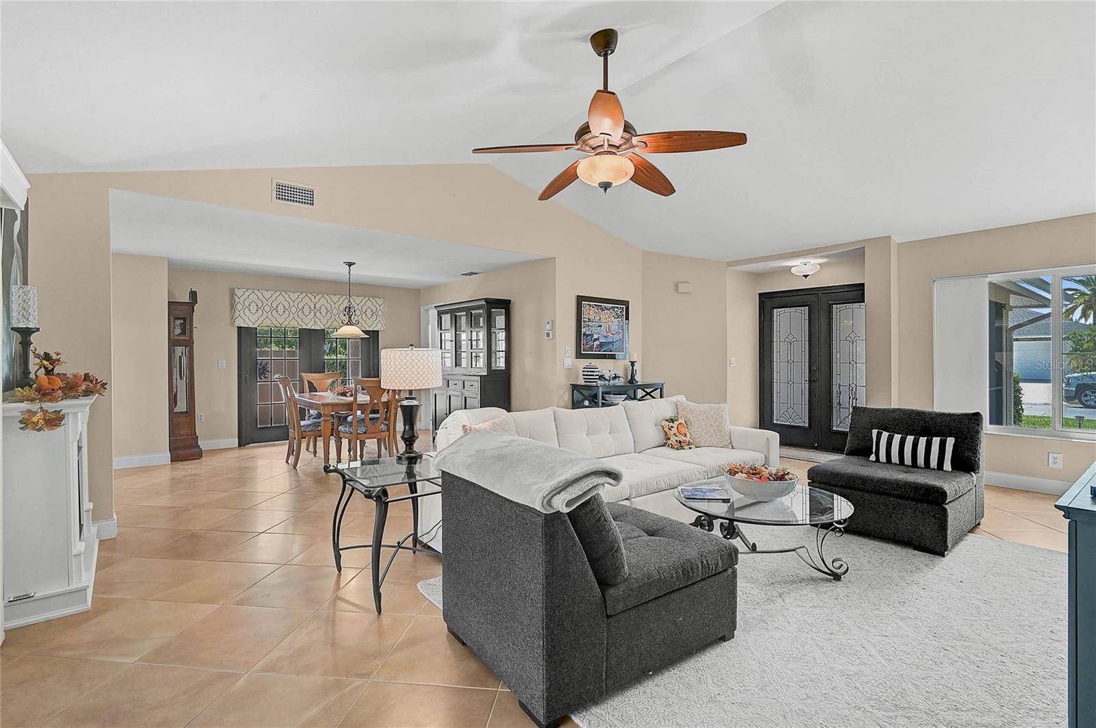 3216 MEADOW RUN DR, Venice, FL 34293