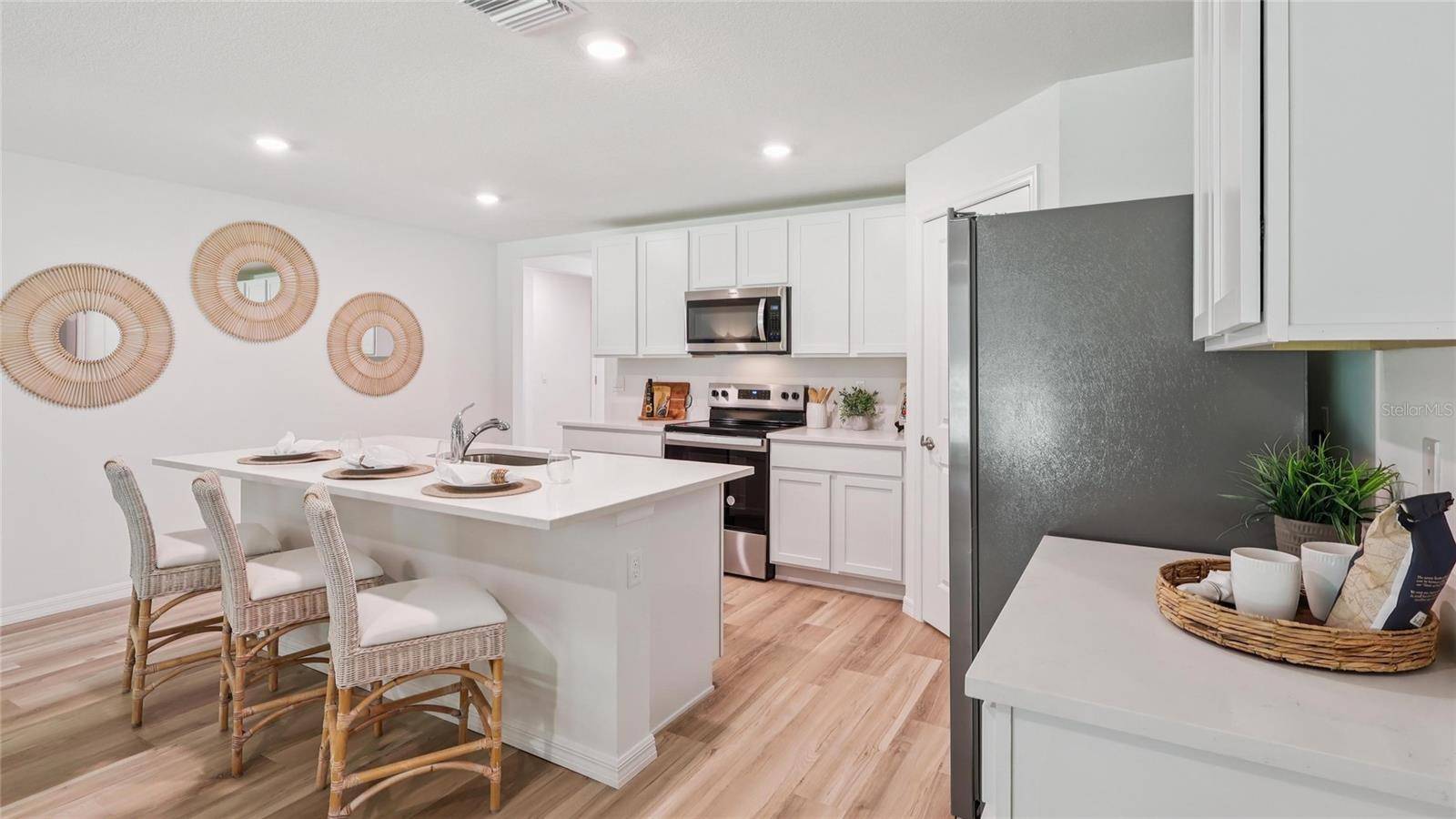 24291 NW 10TH RD, Newberry, FL 32669