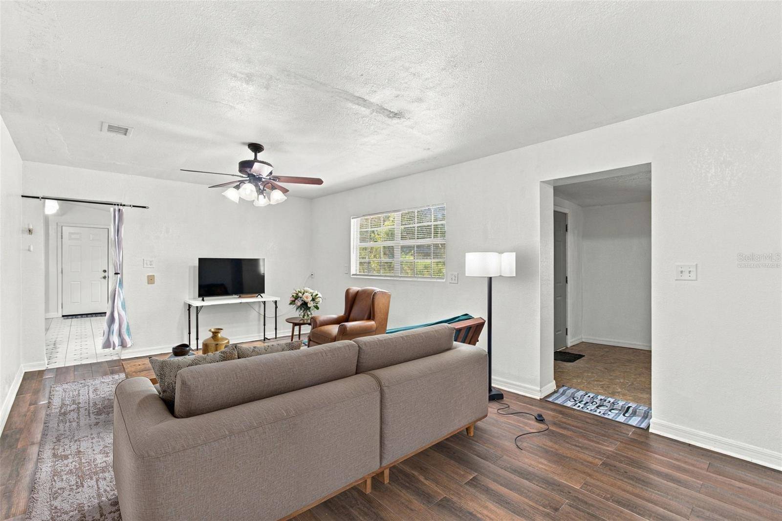 1142 DOC COIL RD, Bowling Green, FL 33834