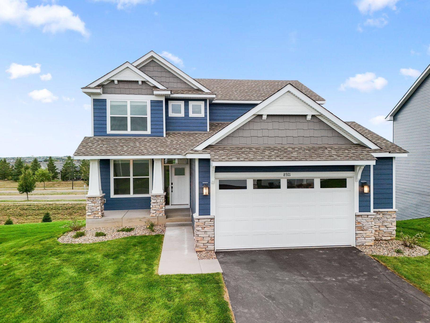 8921 Periwinkle BLVD, Woodbury, MN 55129
