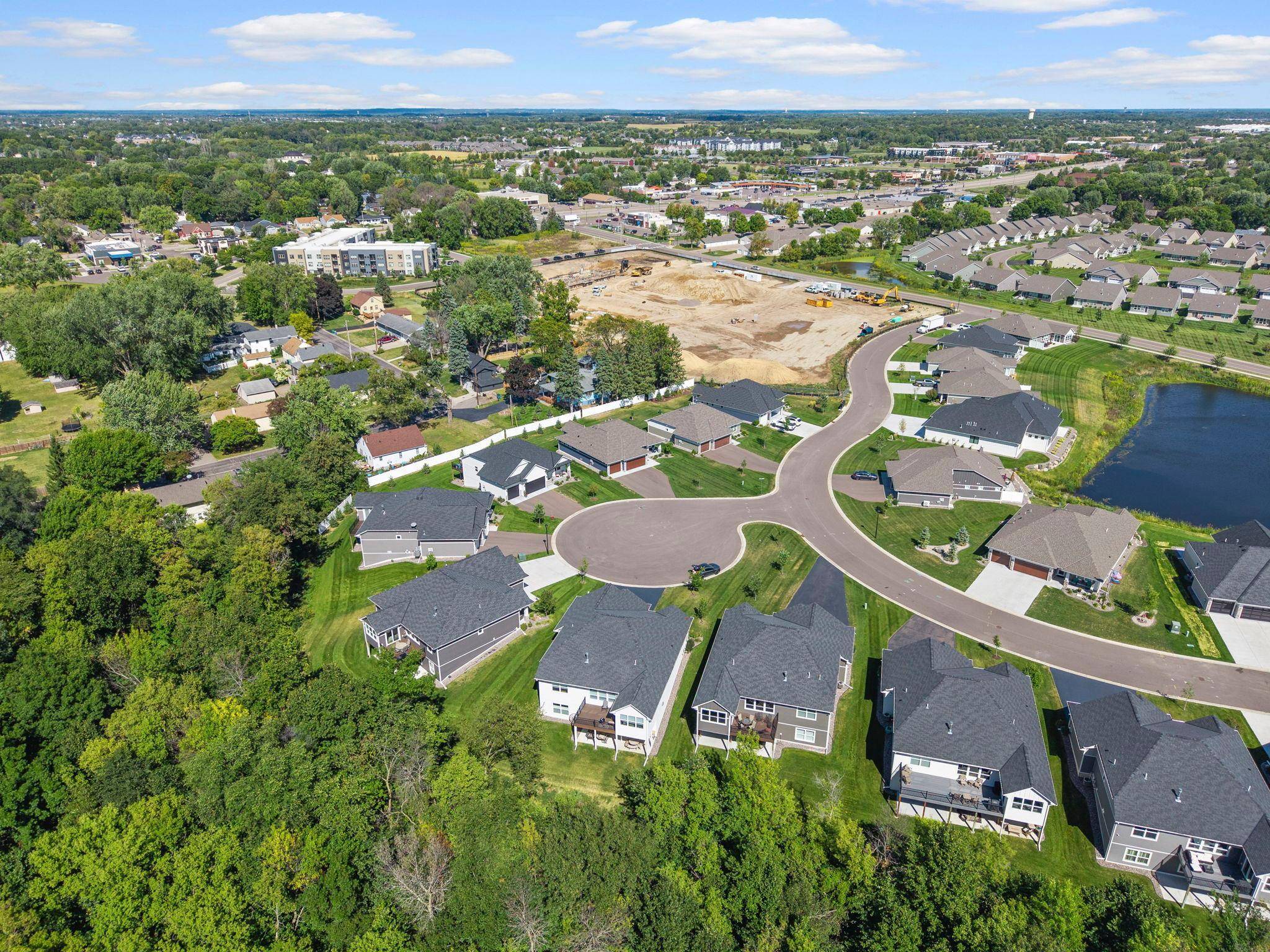 111 Creekside Bay SE, Saint Michael, MN 55376