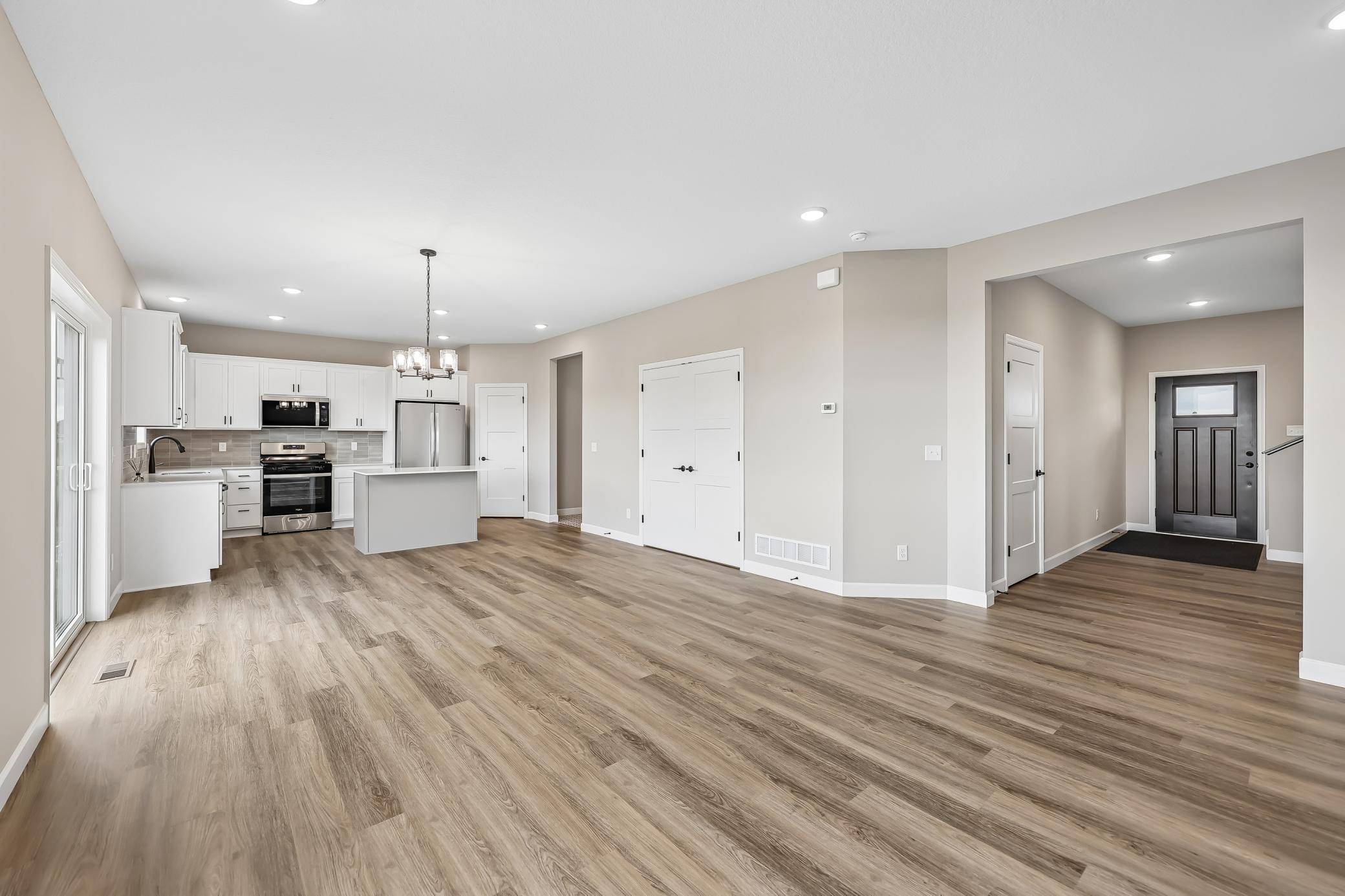 4519 89th ST NE, Monticello, MN 55328