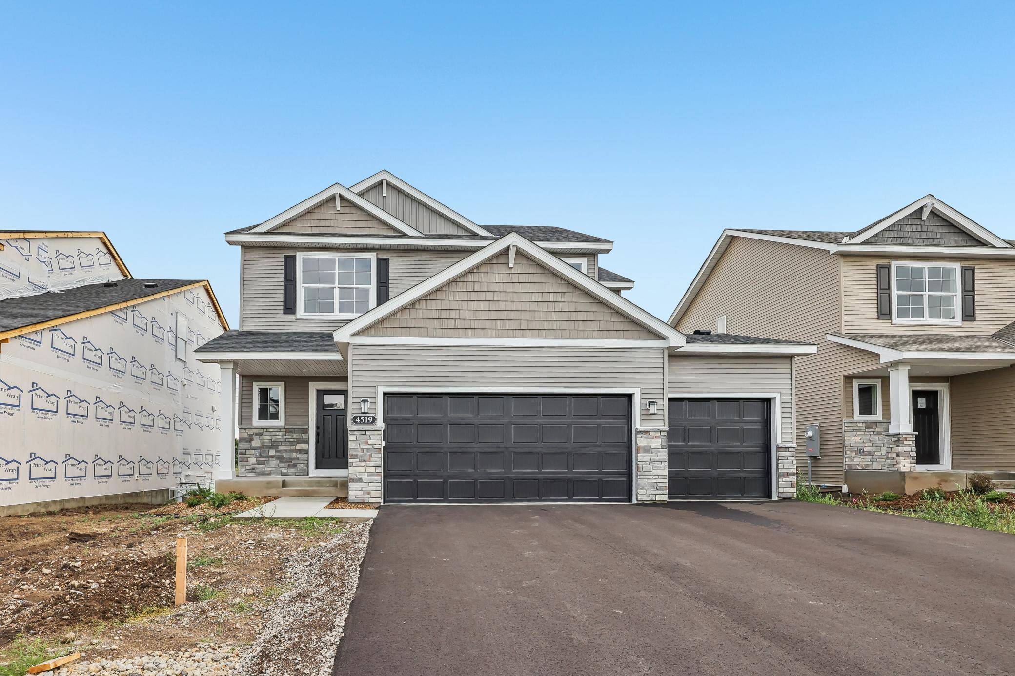 4519 89th ST NE, Monticello, MN 55328