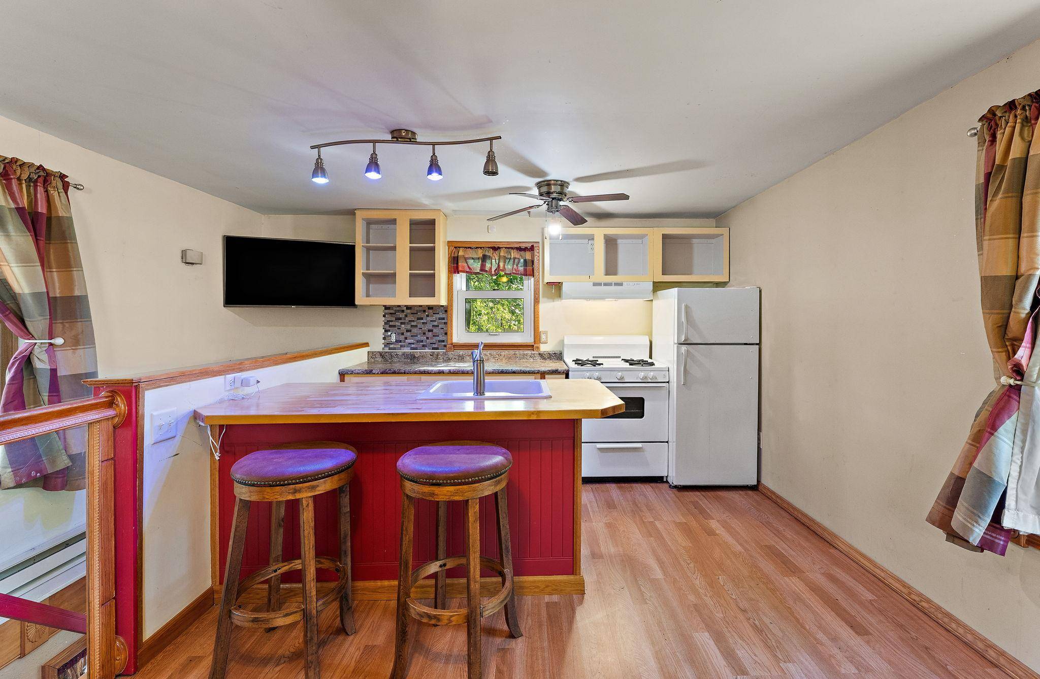 2184 Minnehaha AVE E, Saint Paul, MN 55119