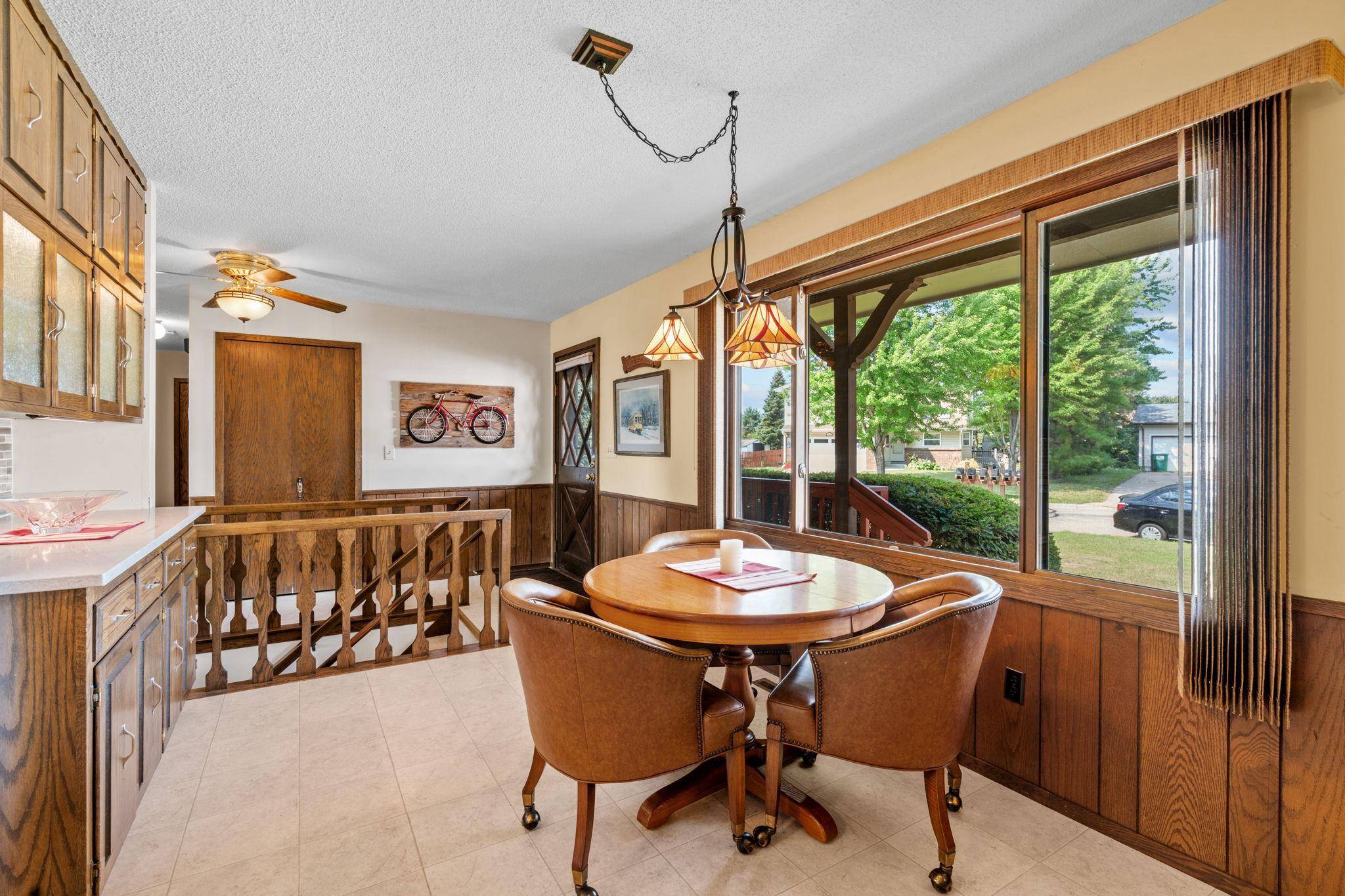 266 Cardinal CT, Chaska, MN 55318