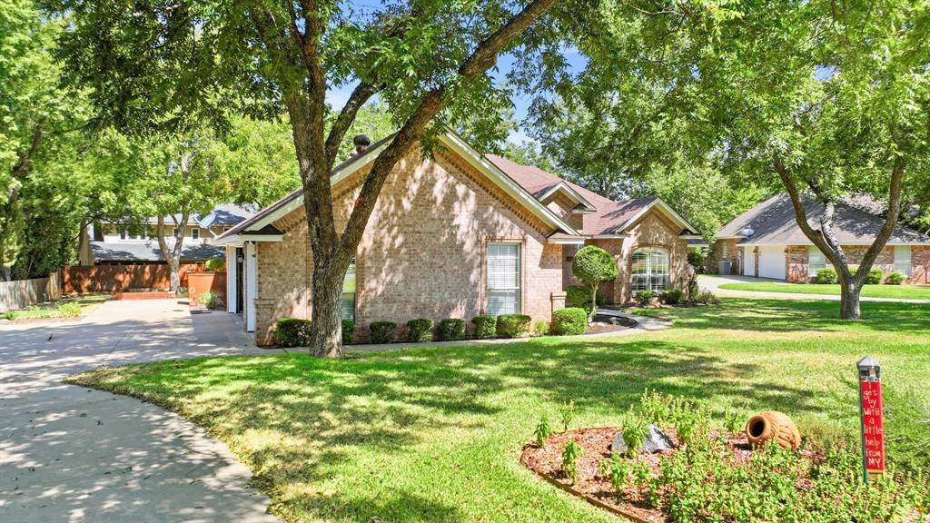 6021 Melrose Circle, Granbury, TX 76049