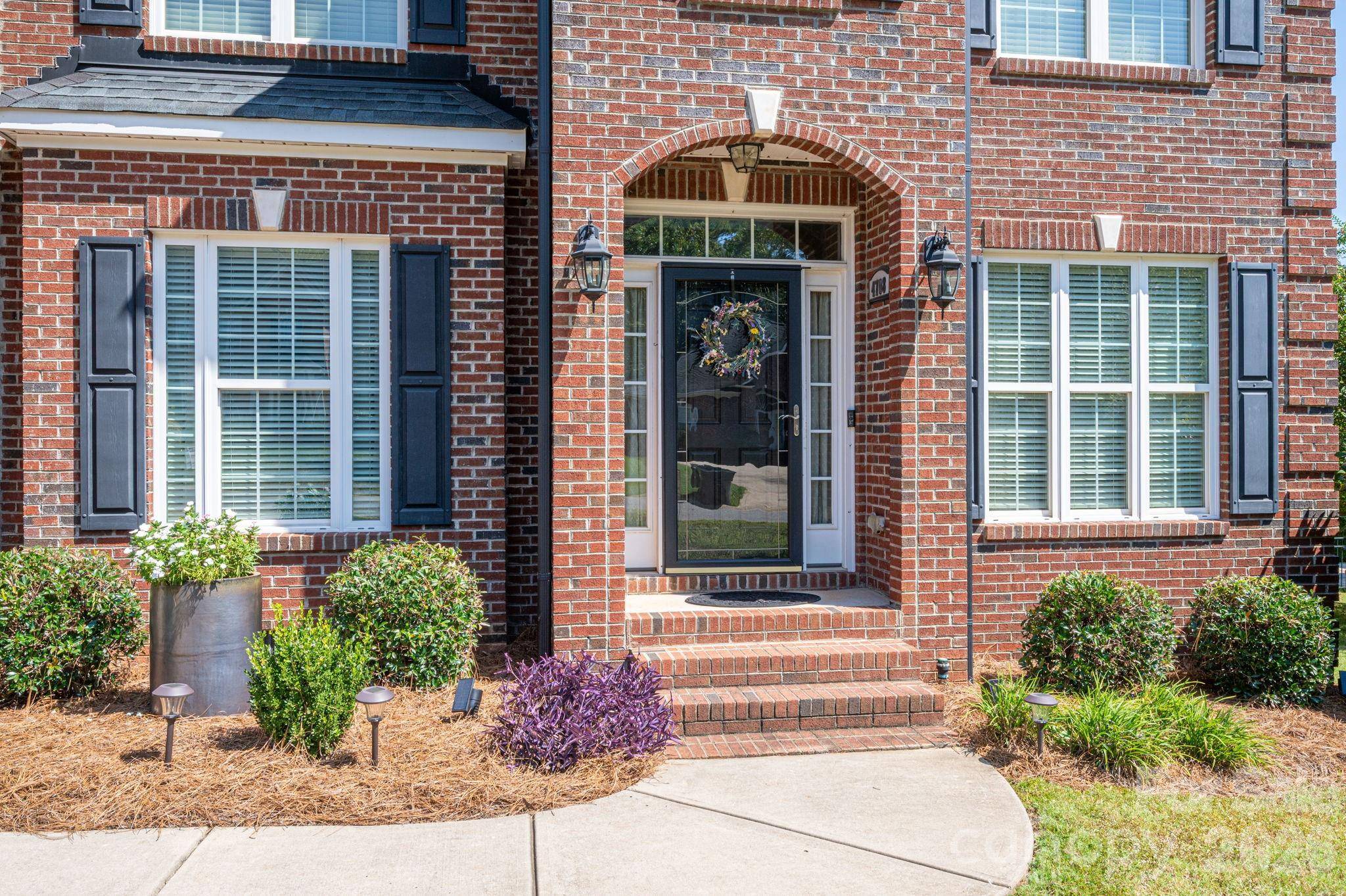 4708 McDade LN, Gastonia, NC 28056