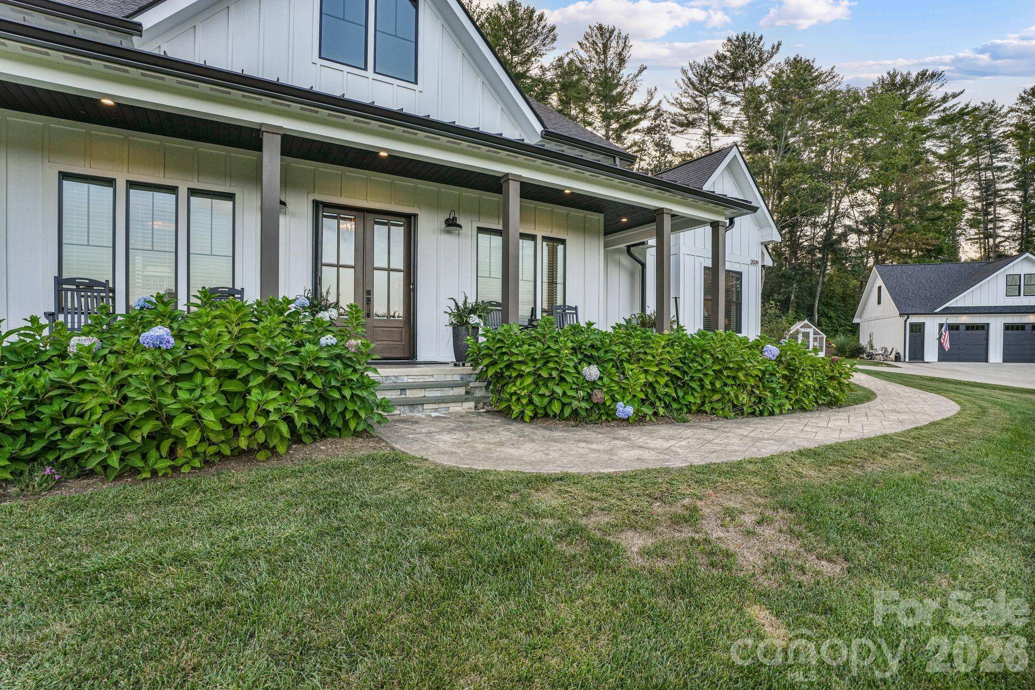2039 Cane Creek RD, Fletcher, NC 28732