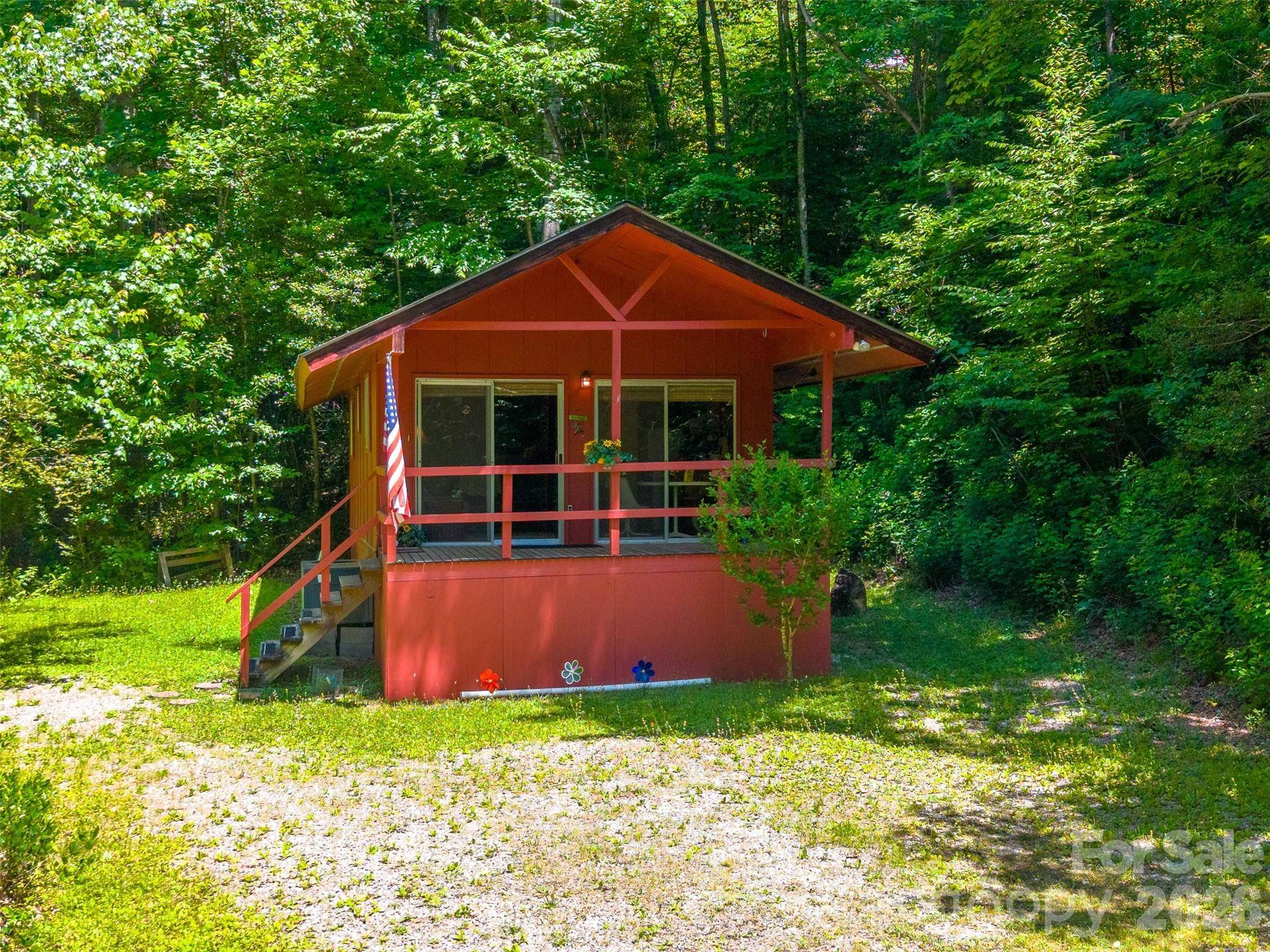 255 Bailey AVE, Bryson City, NC 28713