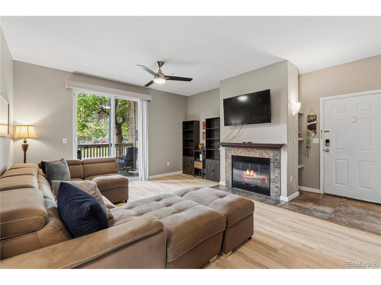 1691 W Canal #1117, Littleton, CO 80120