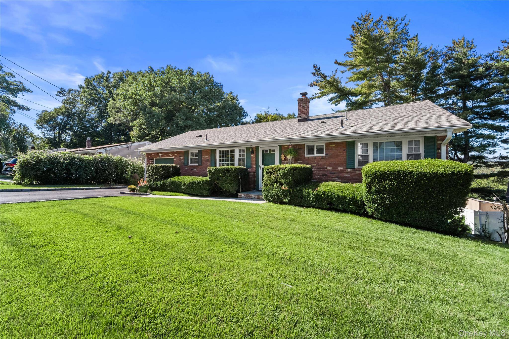 18 Buena Vista AVE, Peekskill, NY 10566