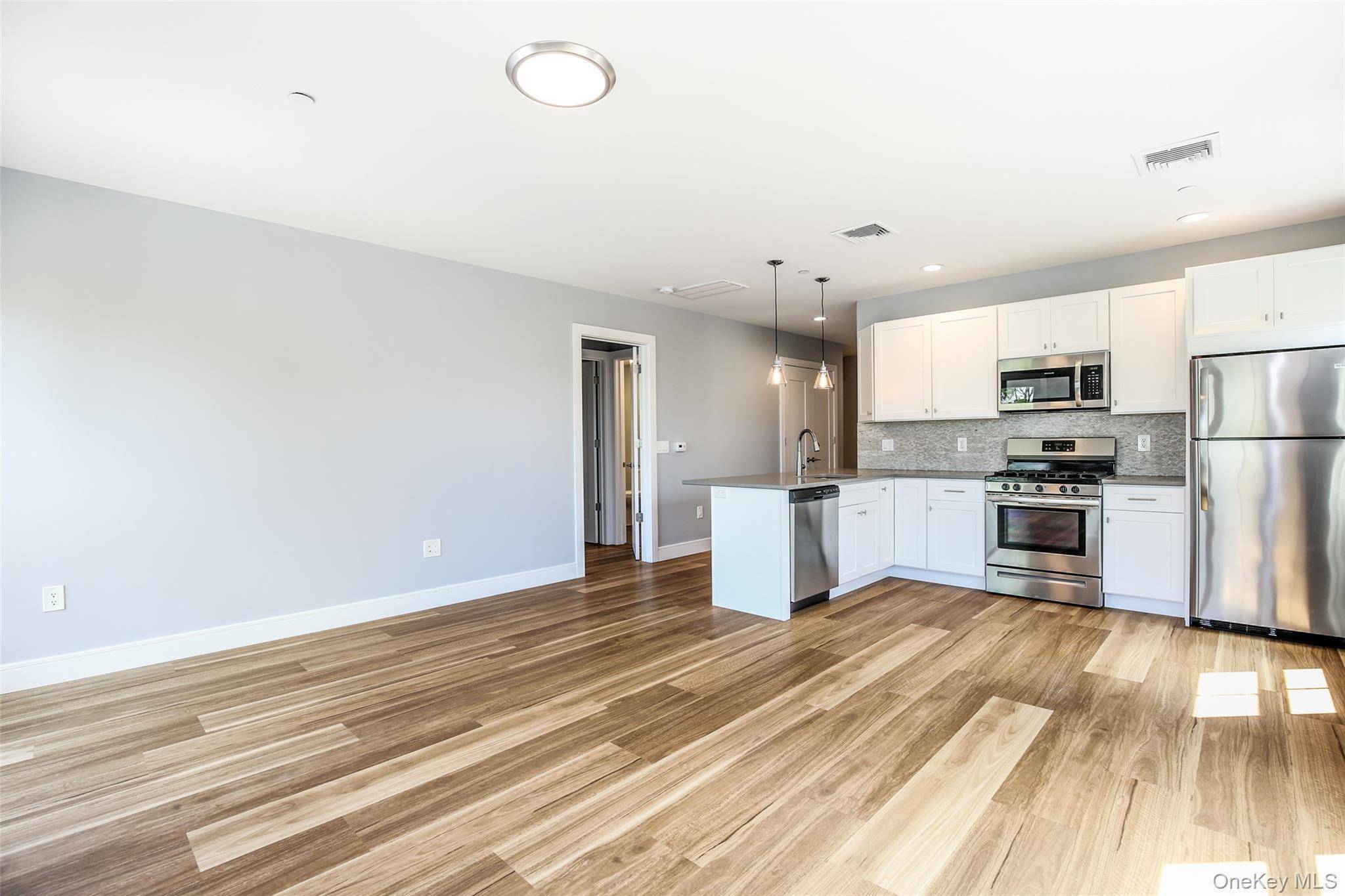 66 Main ST #2F, Dobbs Ferry, NY 10522