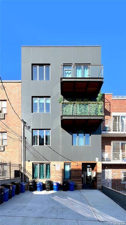 56-15 Van Cleef ST, Corona, NY 11368