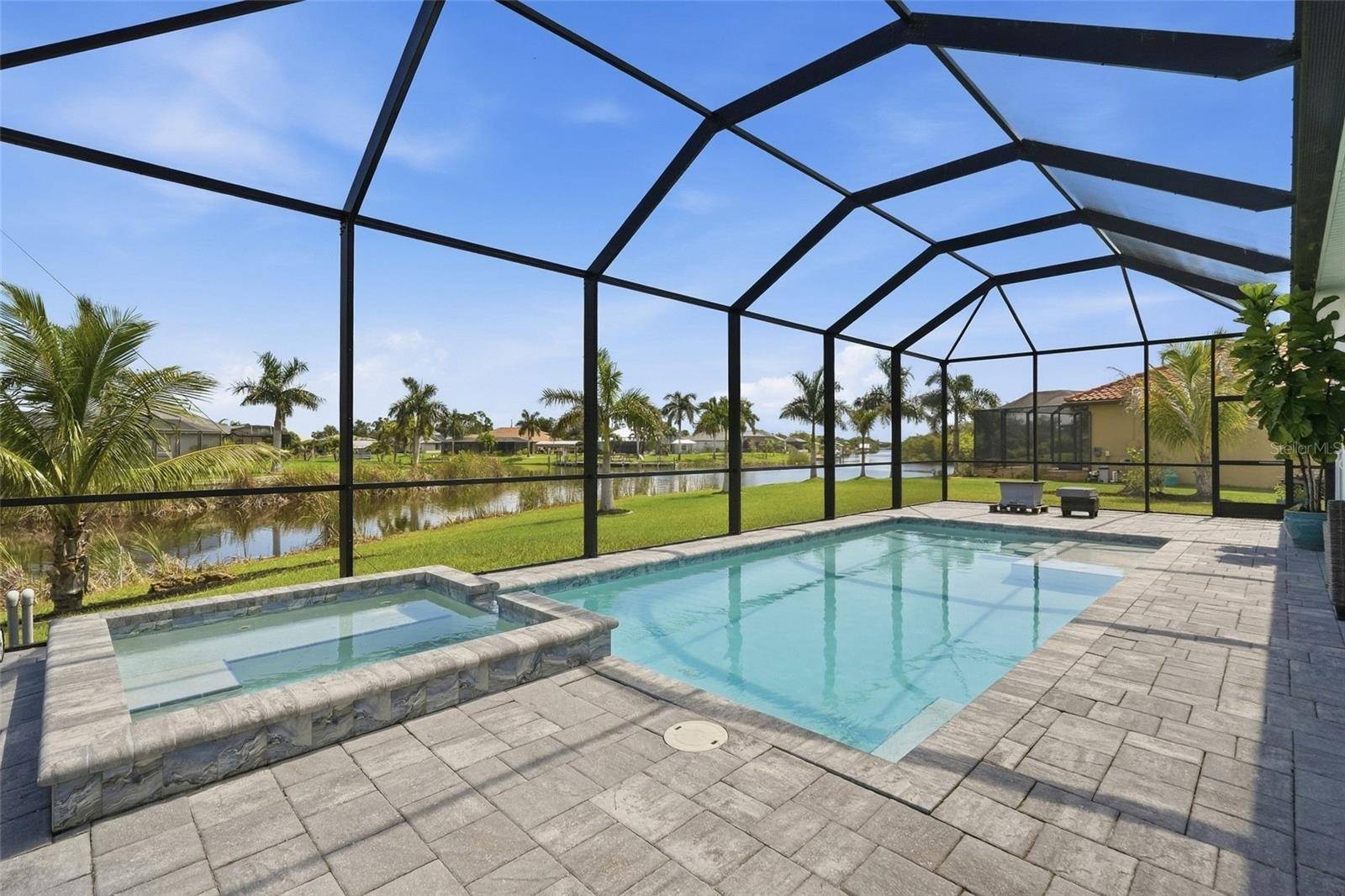 13284 AMARYLLIS CIR, Port Charlotte, FL 33981