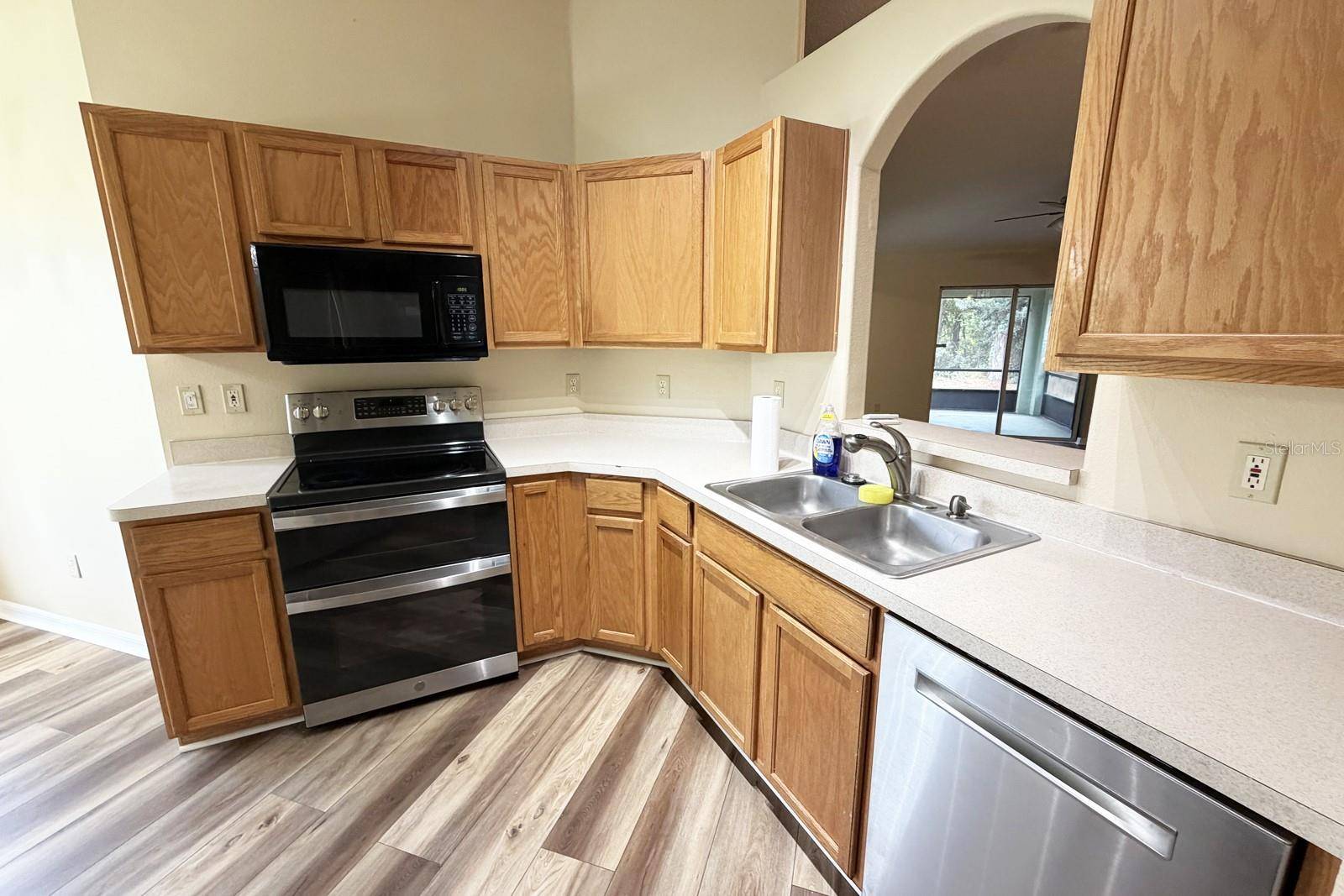 37 RED CLOVER LN, Palm Coast, FL 32164