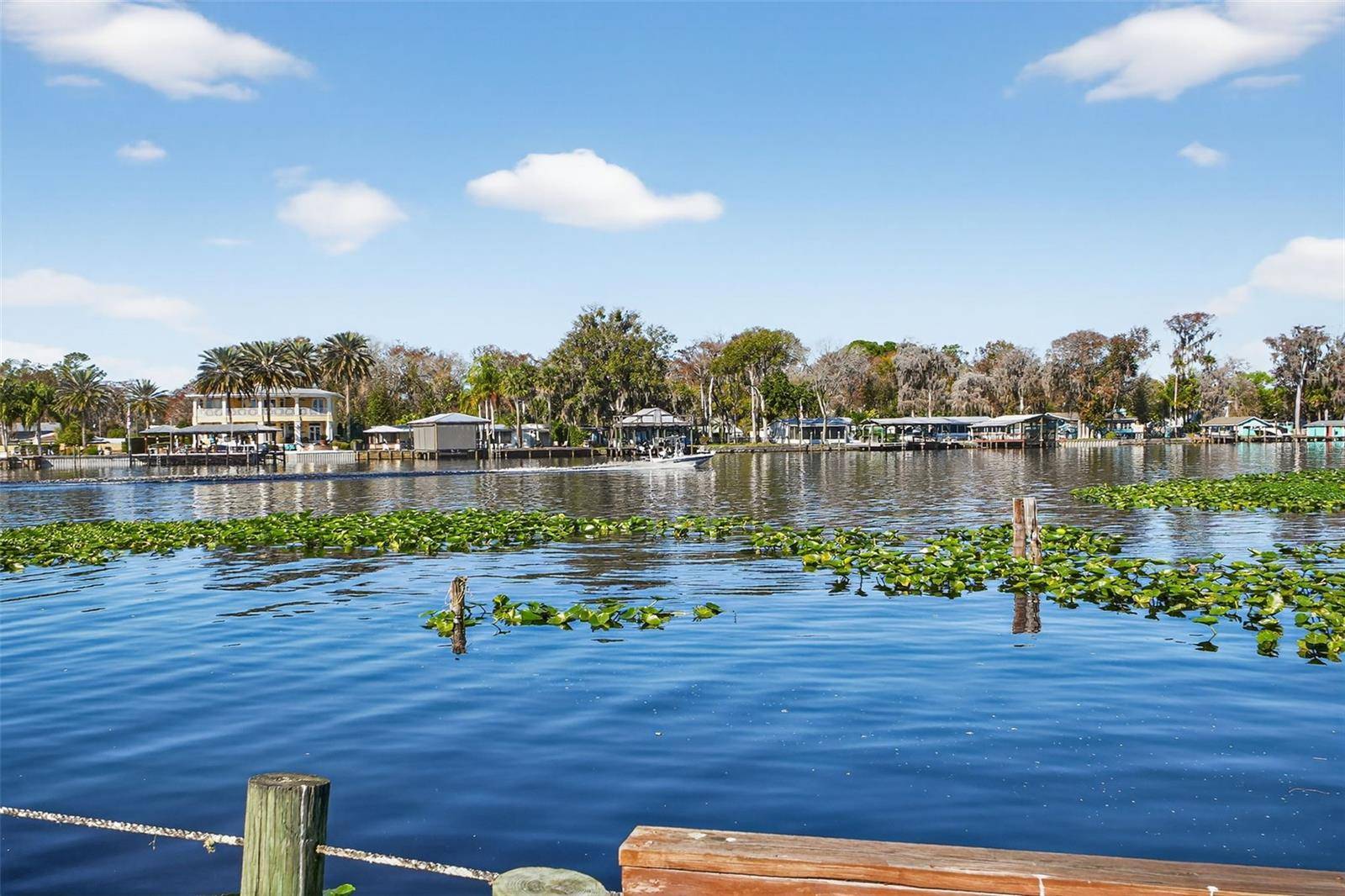 1640 JUNO TRL #102A, Astor, FL 32102