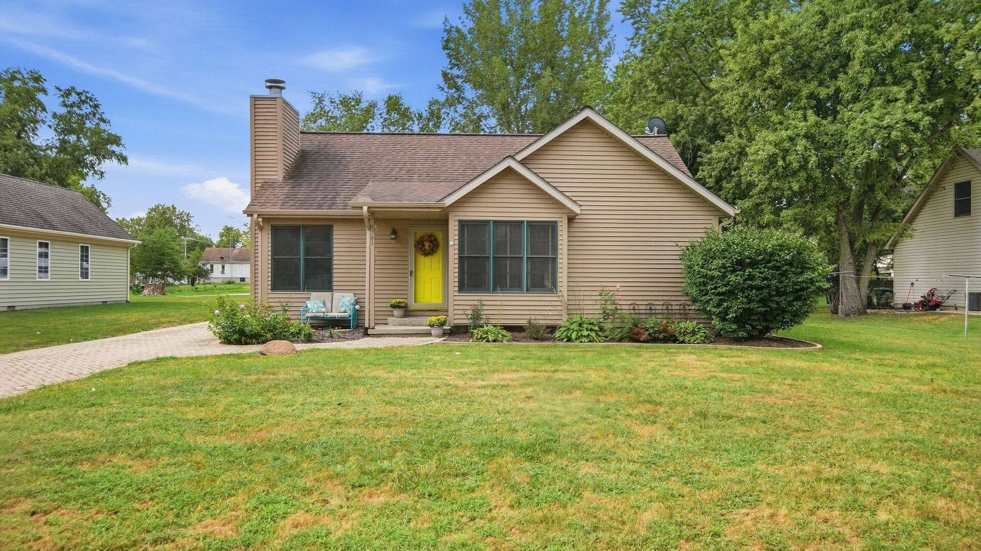 361 Oak ST, Braidwood, IL 60408