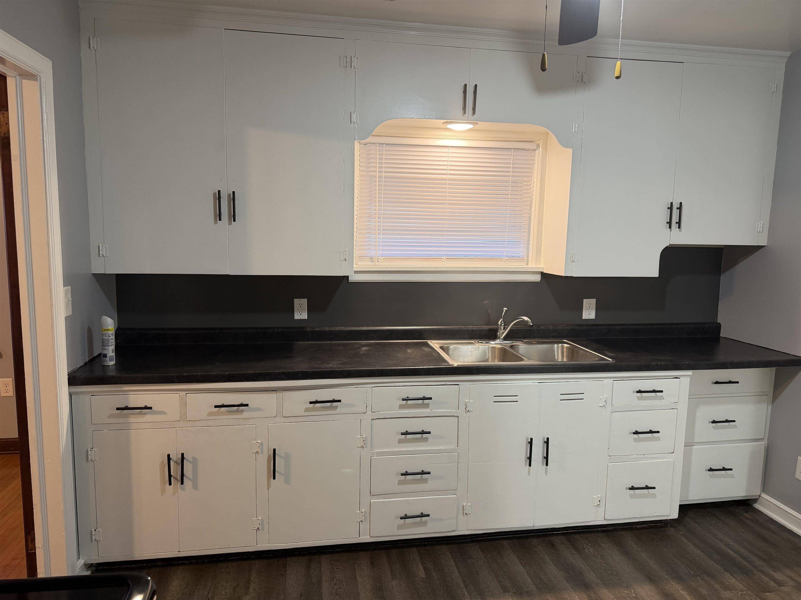 103 Oak ST, Spillville, IA 52168
