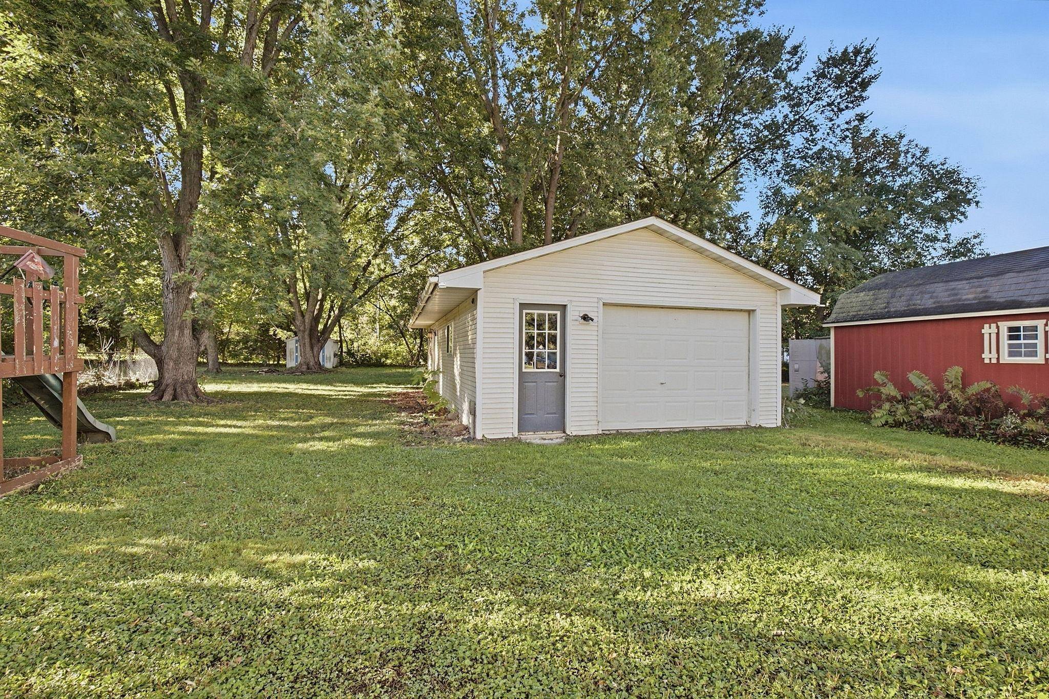725 Home ST, Kenyon, MN 55946