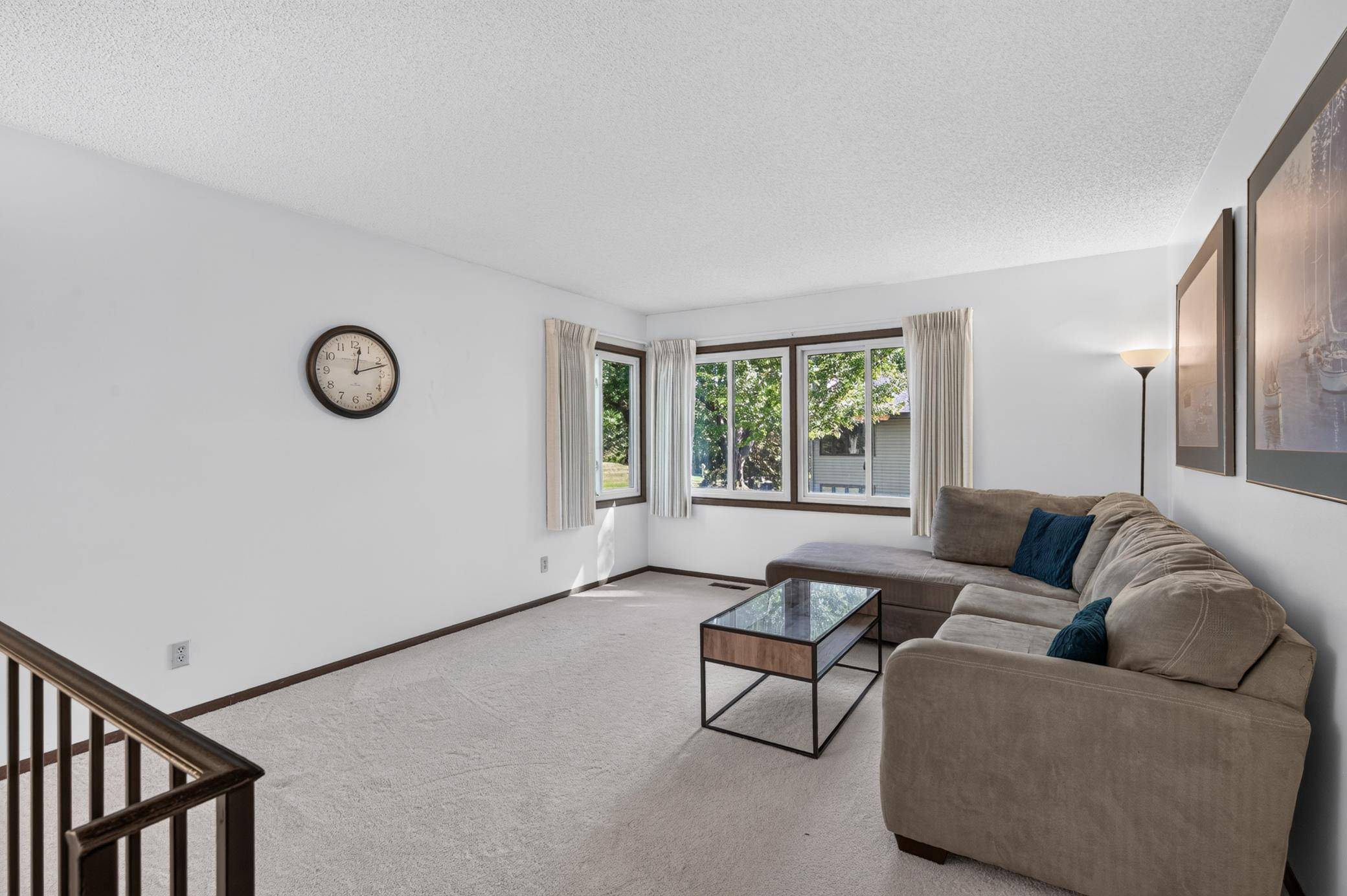 1442 Arden View DR, Arden Hills, MN 55112