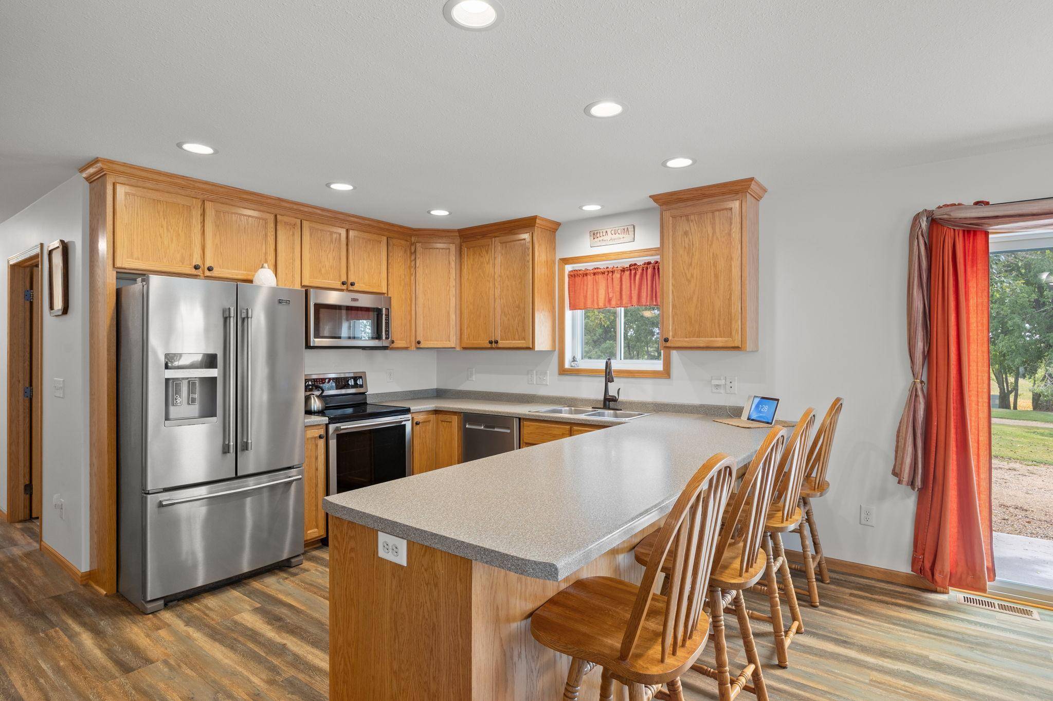 14347 380th ST, Montgomery, MN 56069