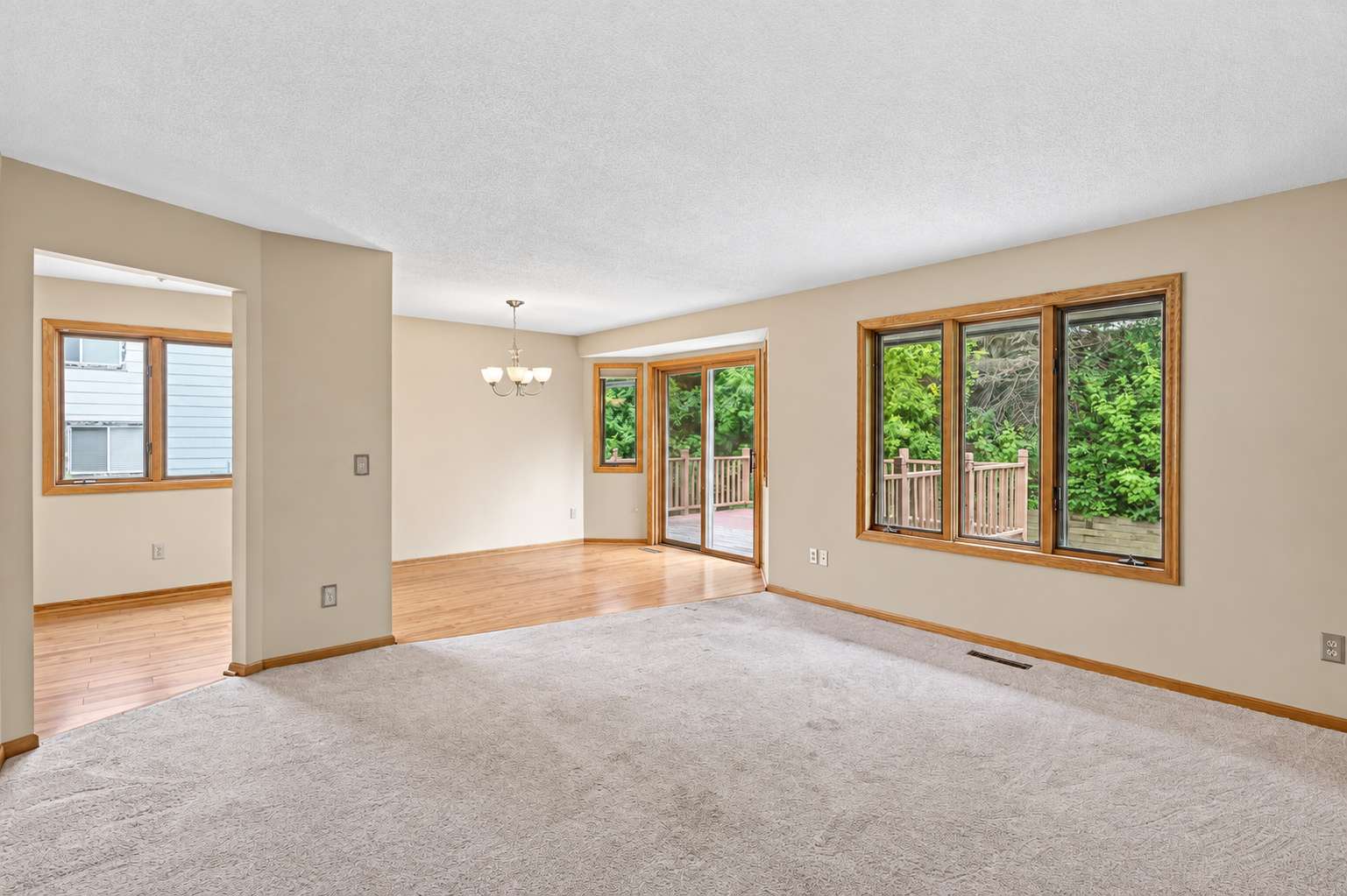 8026 173rd ST W, Lakeville, MN 55044