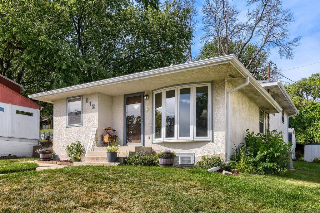 512 9th AVE S, South Saint Paul, MN 55075