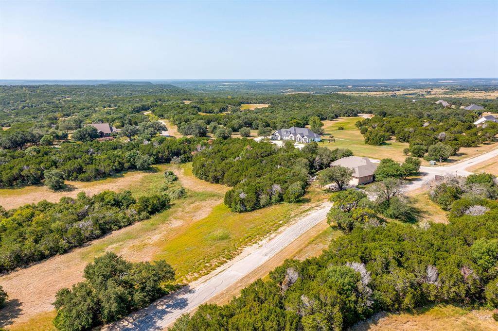 8401 Fullerton Drive, Cleburne, TX 76033