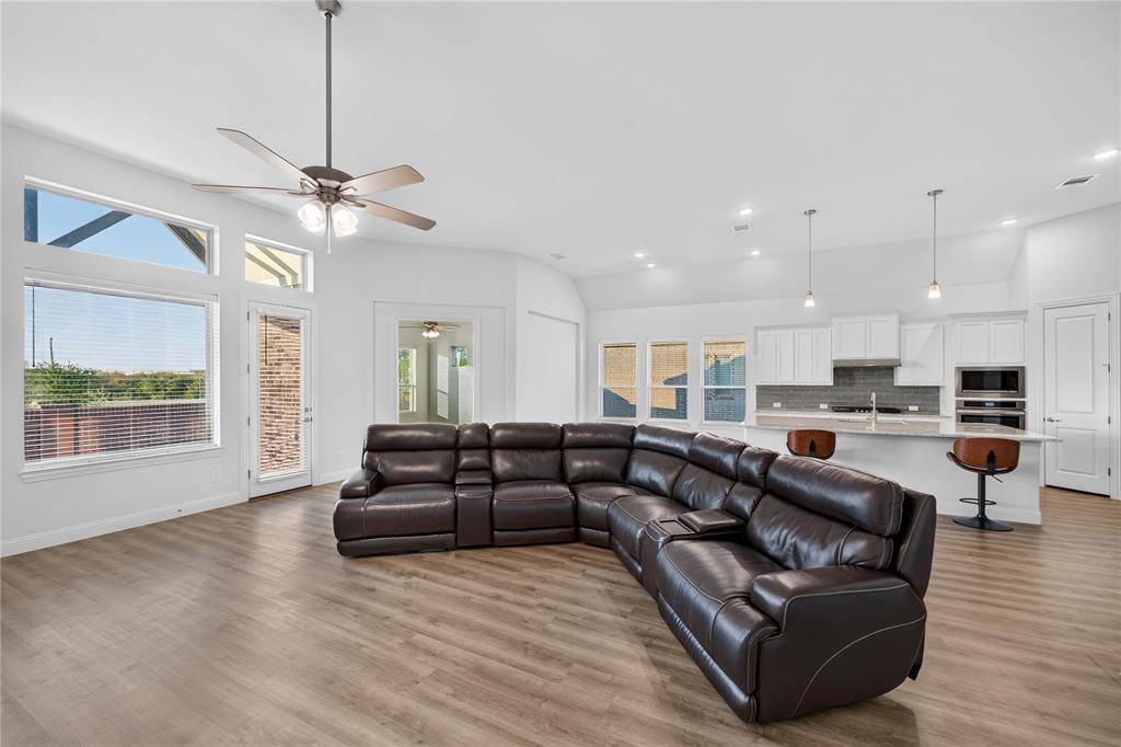 2307 Sam Street, Mansfield, TX 76063