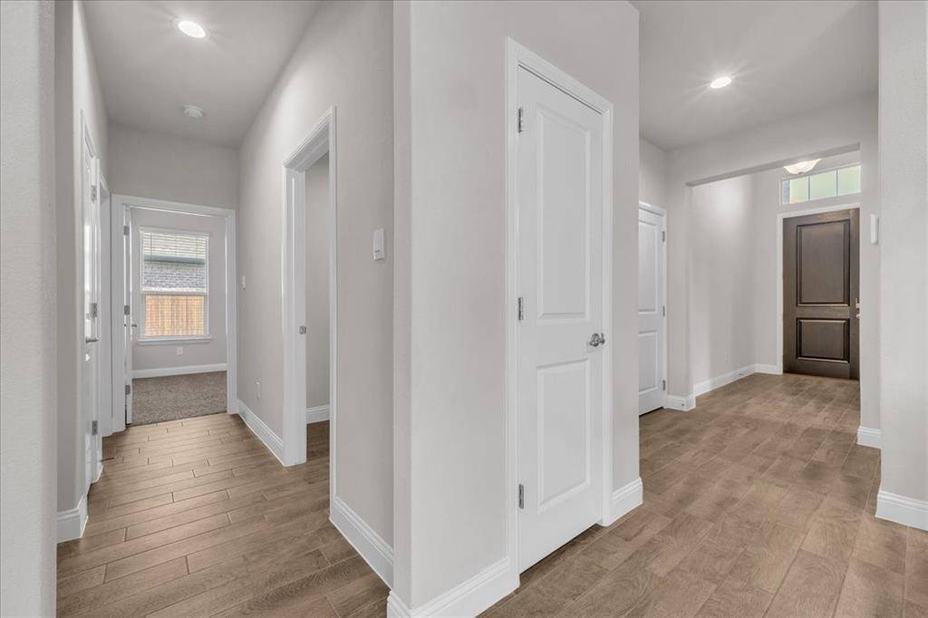 1017 Fairhaven Drive, Midlothian, TX 76065