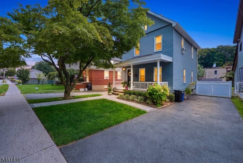 38 Elm Rd, Caldwell Boro Twp., NJ 07006