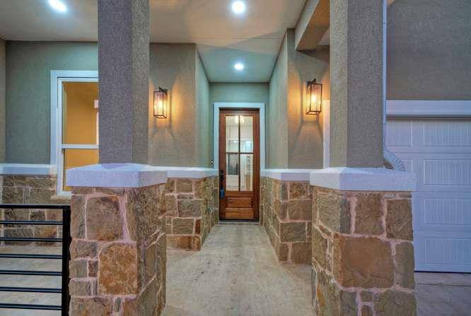 150 Waimanalo LN, Bastrop, TX 78602