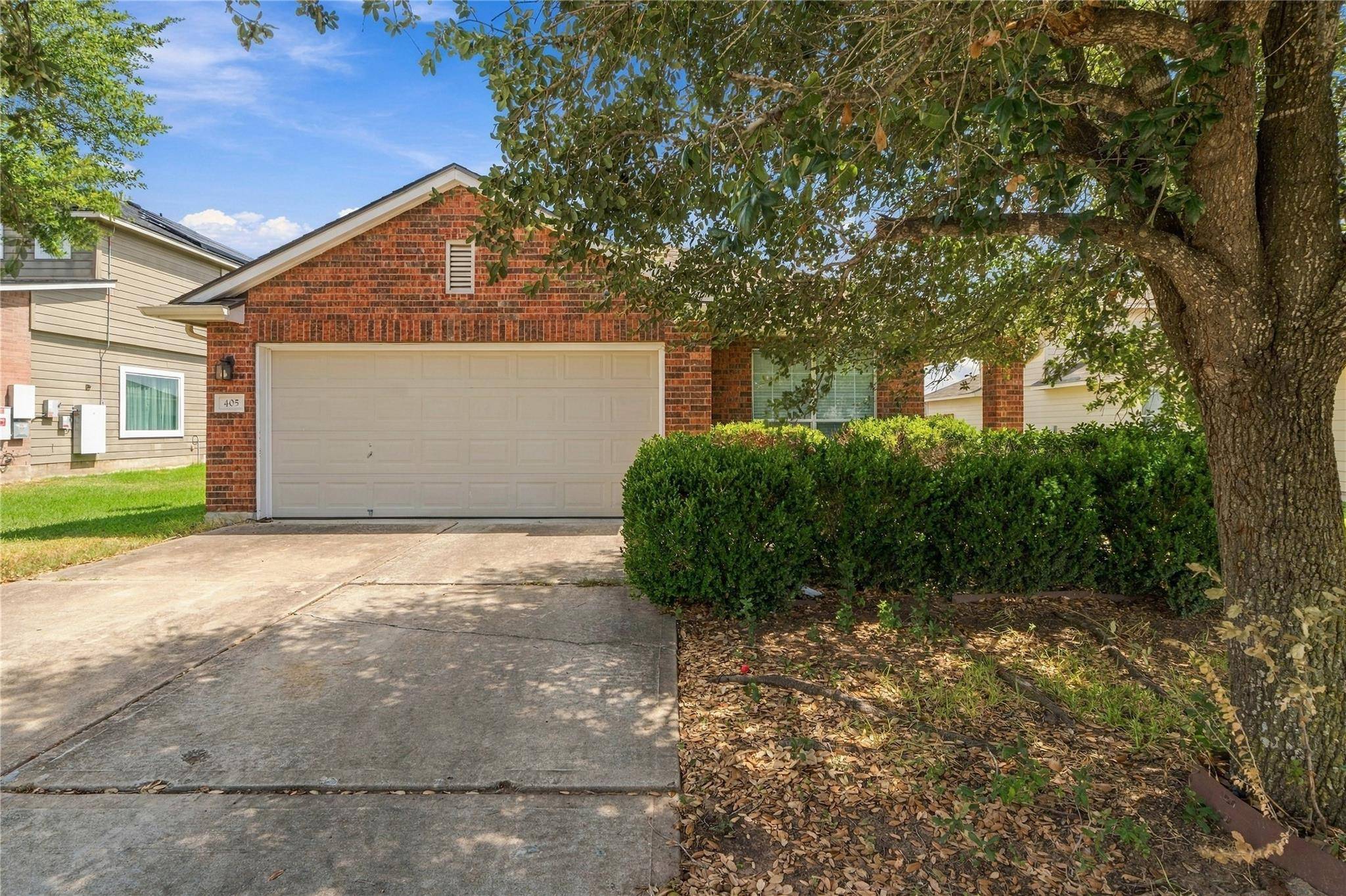 405 Bandara Woods BLVD, Elgin, TX 78621
