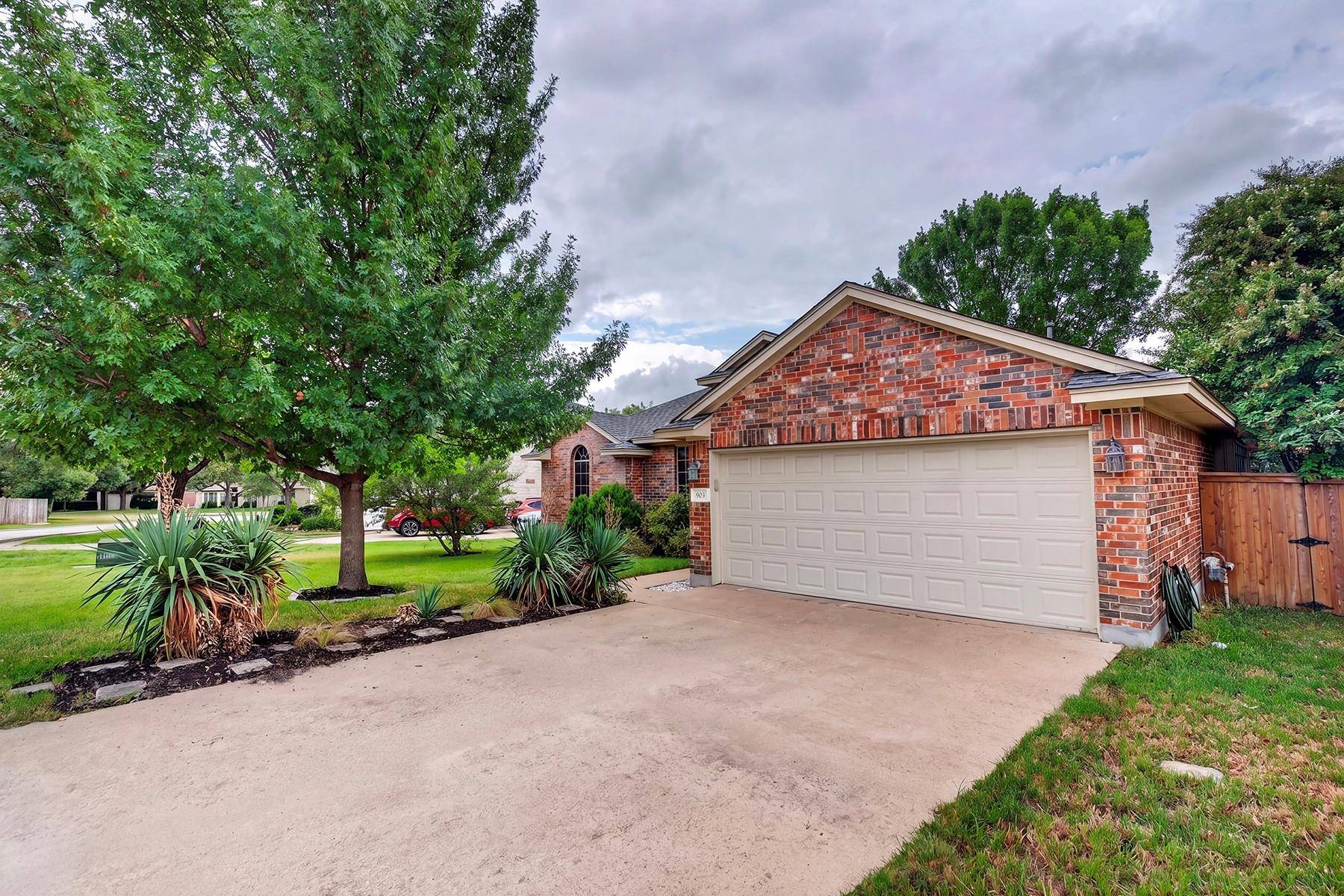 903 Ambrose DR, Pflugerville, TX 78660