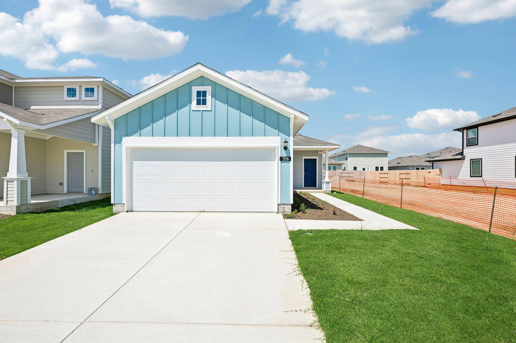 358 Golden Paint TRL, Liberty Hill, TX 78642