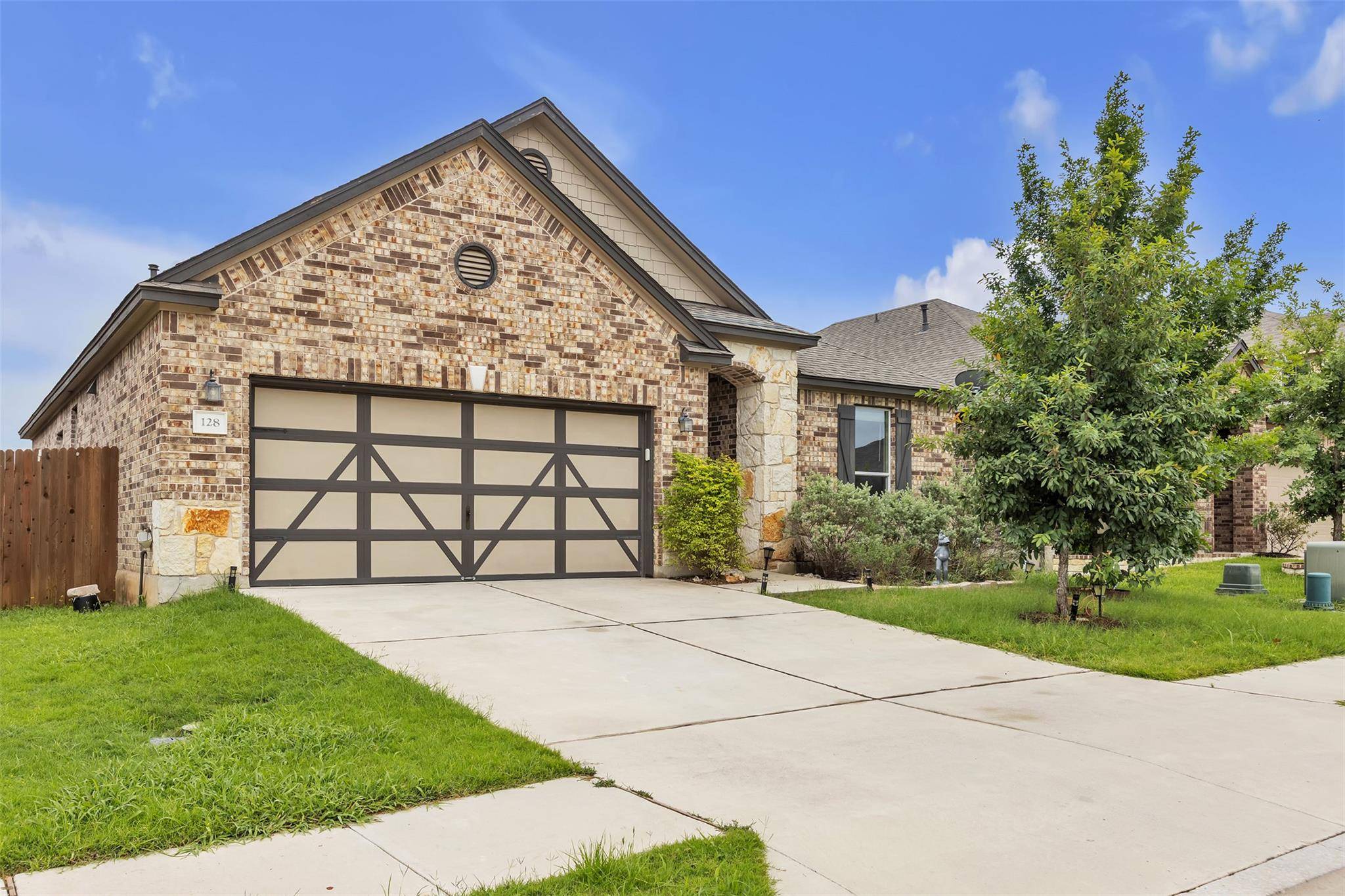 128 Kavanaugh ST, Georgetown, TX 78628