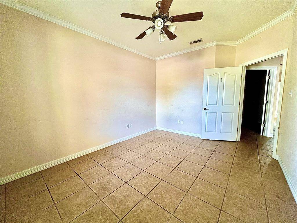 3000 Joe Dimaggio BLVD #94, Round Rock, TX 78665
