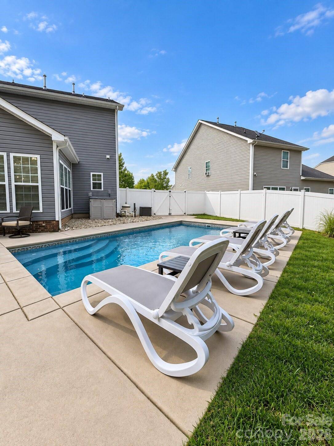 1016 Ellis Pond DR, Rock Hill, SC 29730