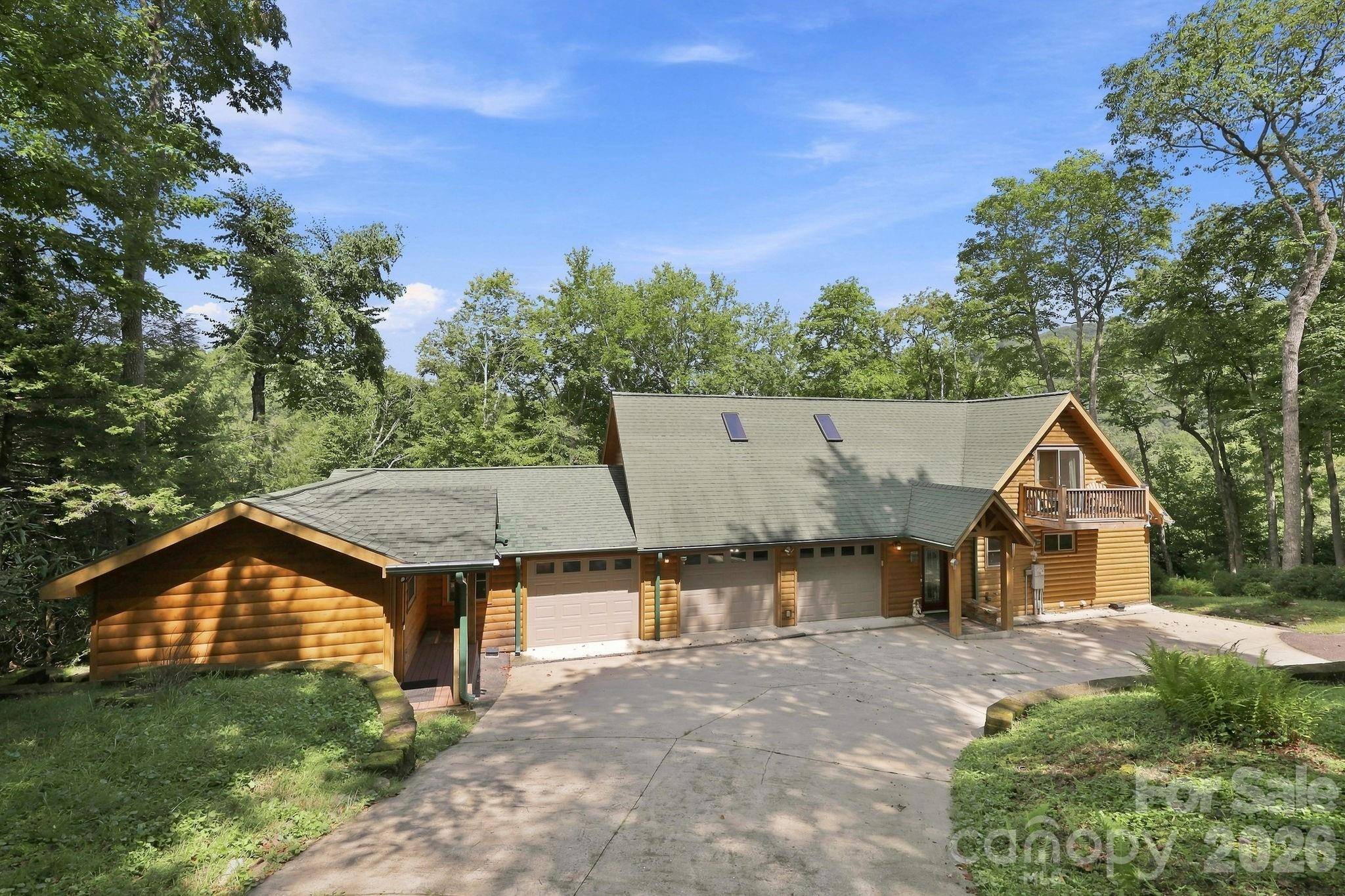 1055 Winter Star LOOP, Burnsville, NC 28714