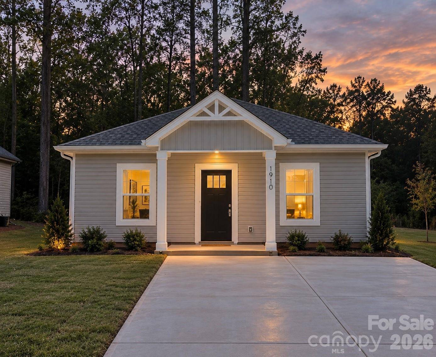 806 S Salisbury AVE, Spencer, NC 28159