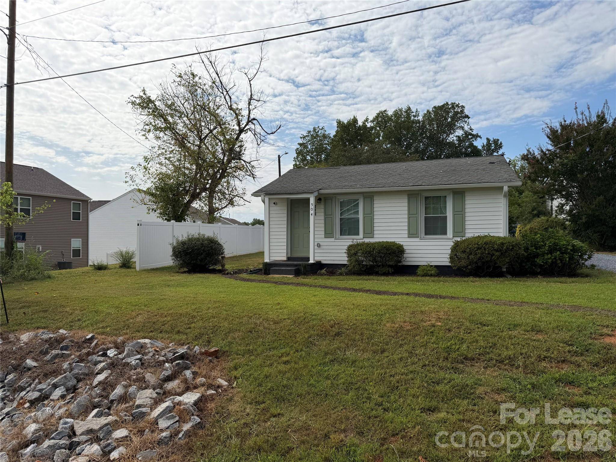 504 Stroupe RD, Gastonia, NC 28056