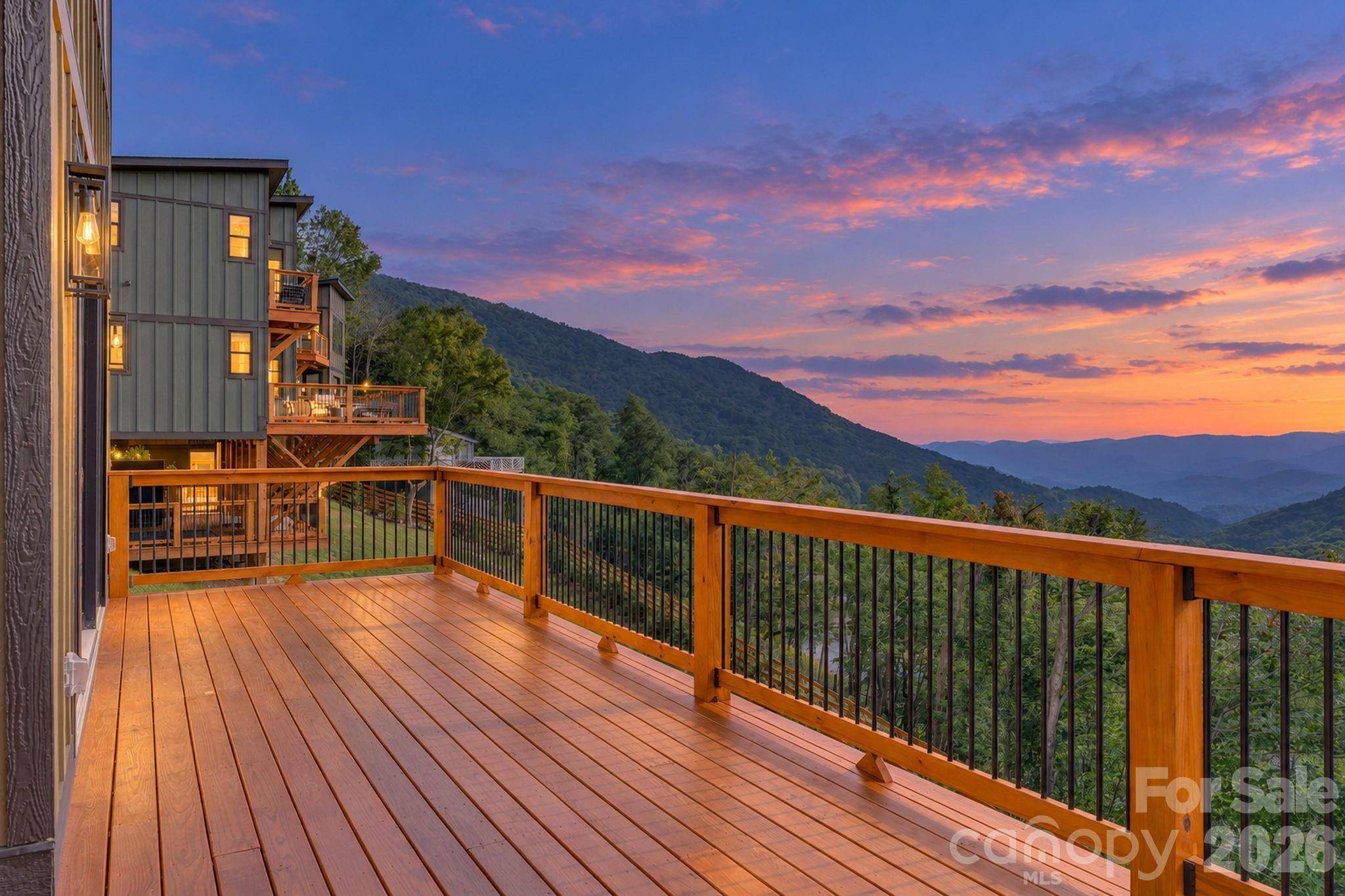 117 Snowcloud DR, Seven Devils, NC 28604